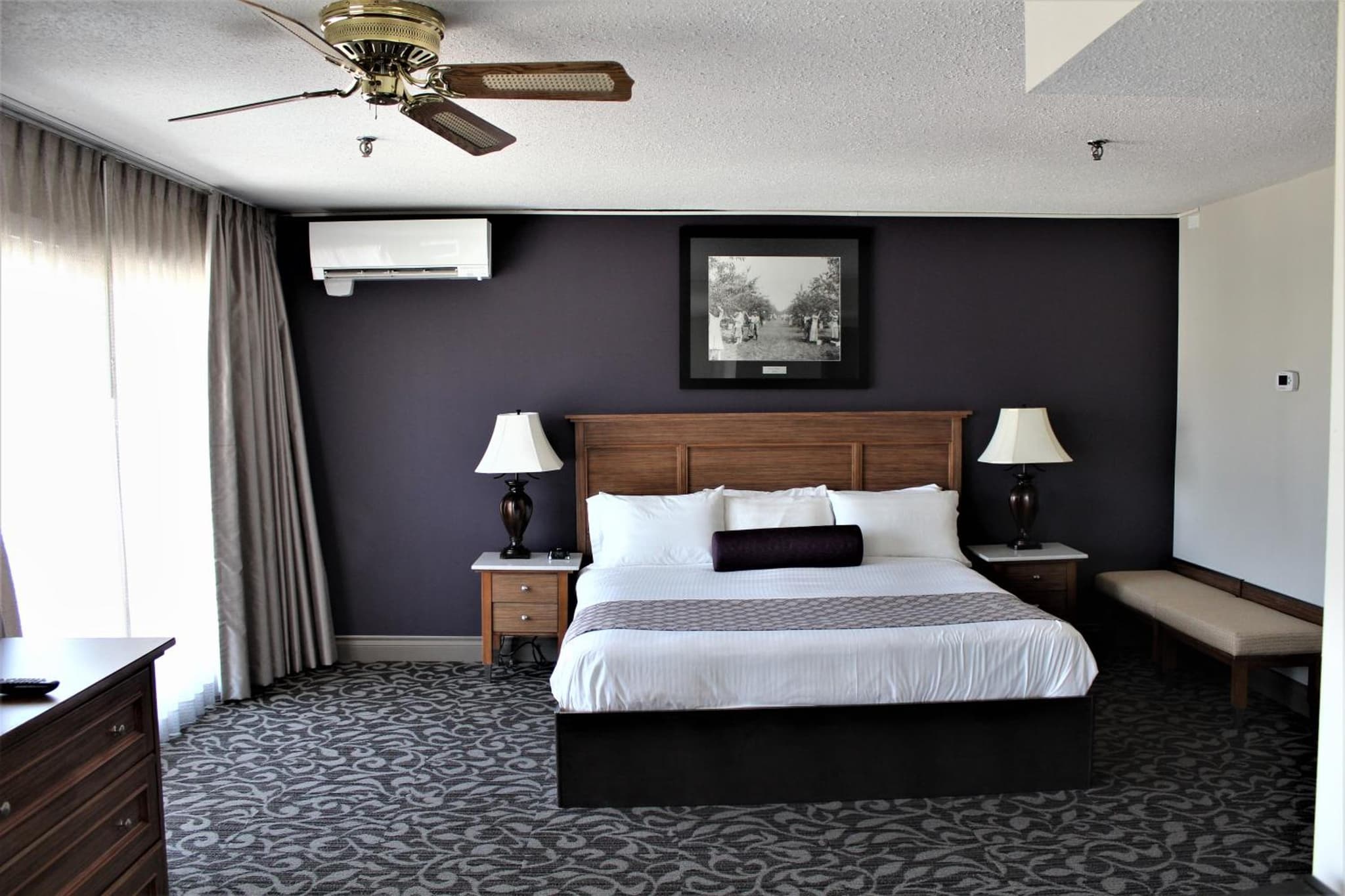 The Royal Anne Hotel photo 8