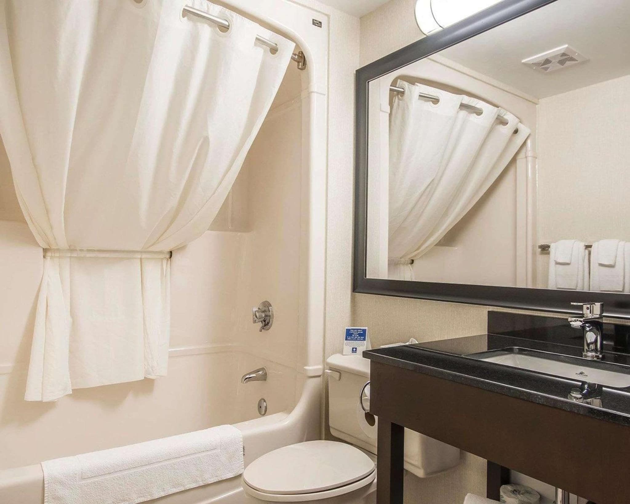 Comfort Inn photo 4