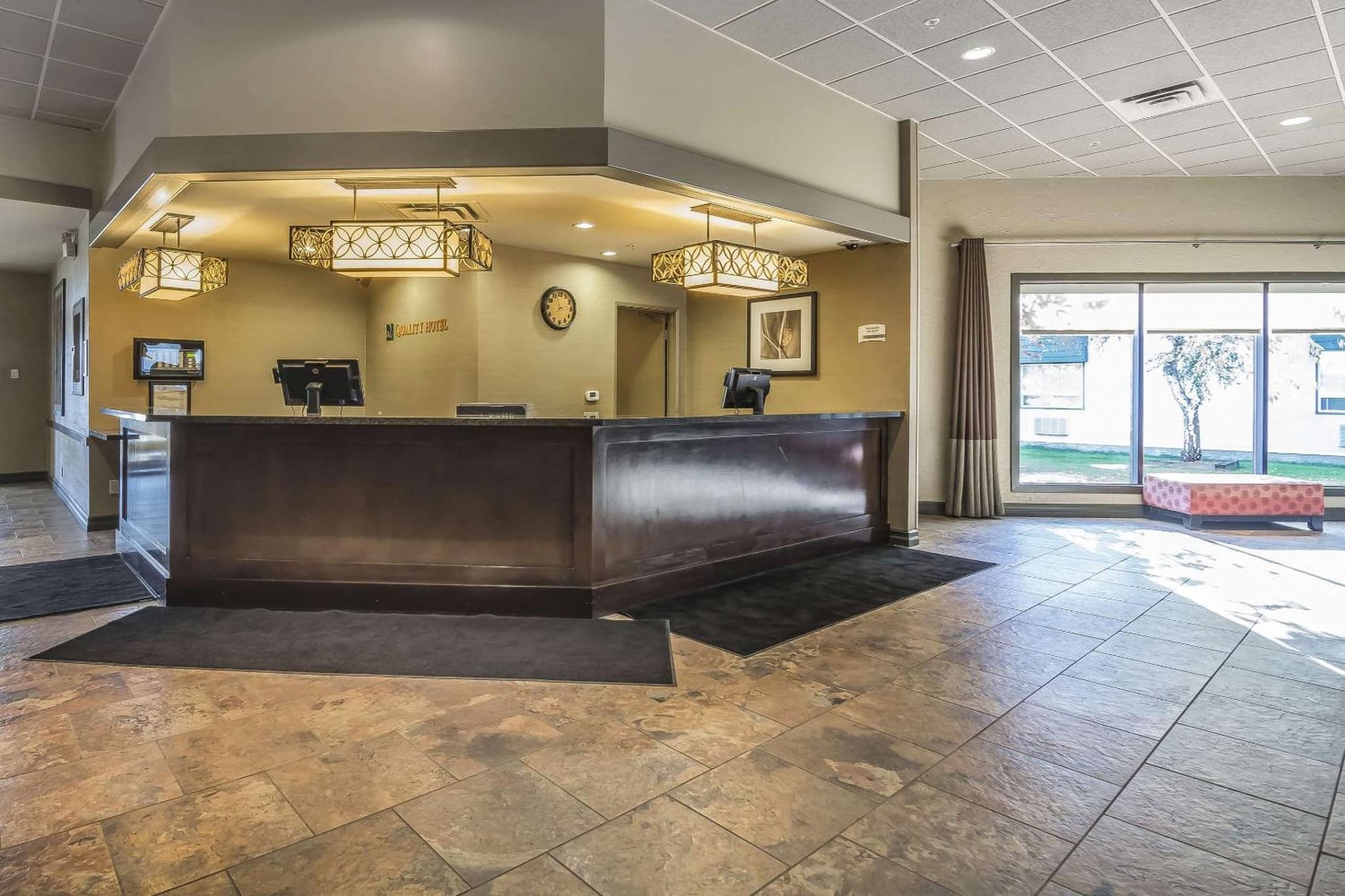 Quality Hotel & Conference Centre Fort McMurray photo 2