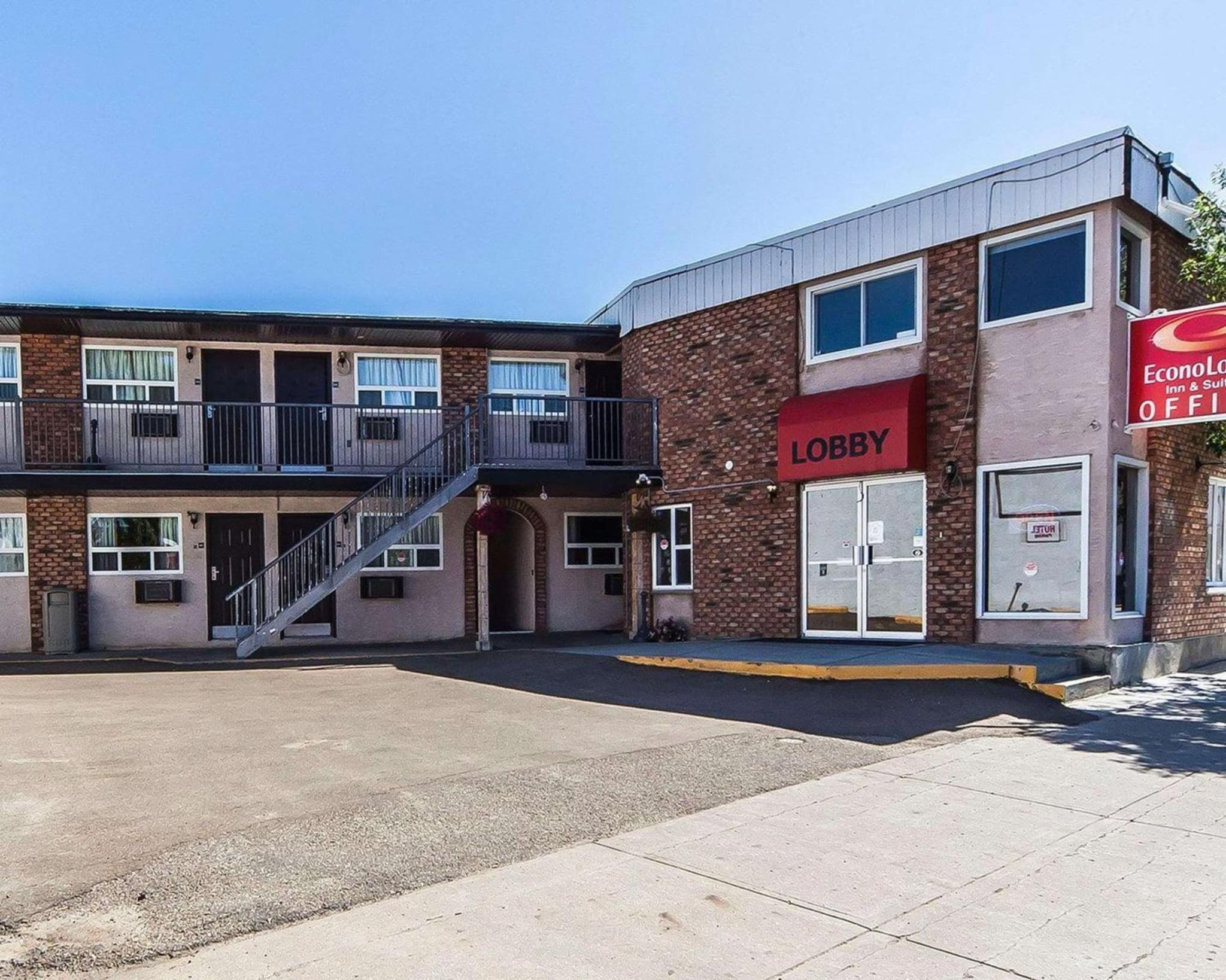 Econo Lodge Inn & Suites Drumheller photo 7