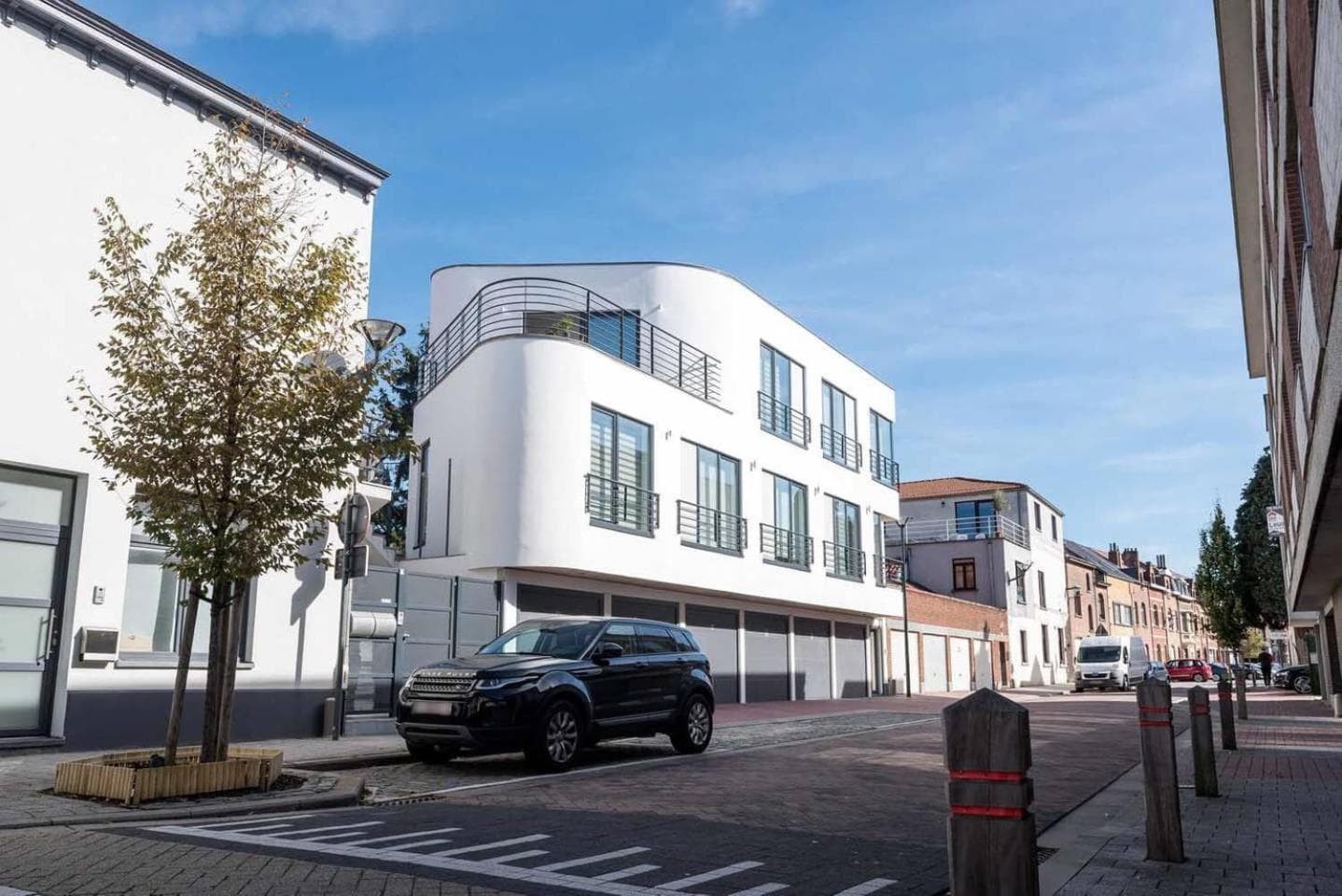 Studio Brussels Airport - EU-District