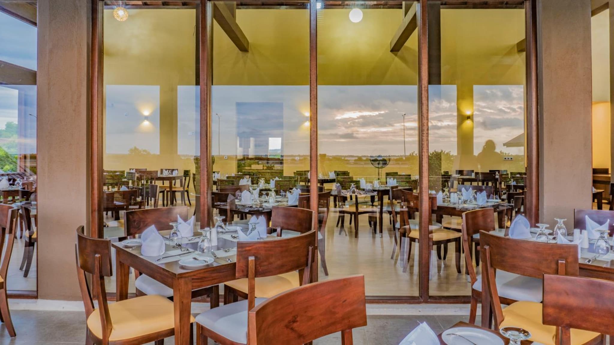 Amora Lagoon Hotel photo 9
