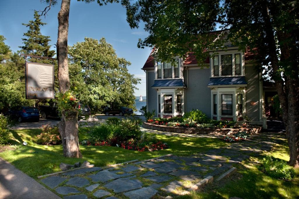 Dunlop Inn photo 9