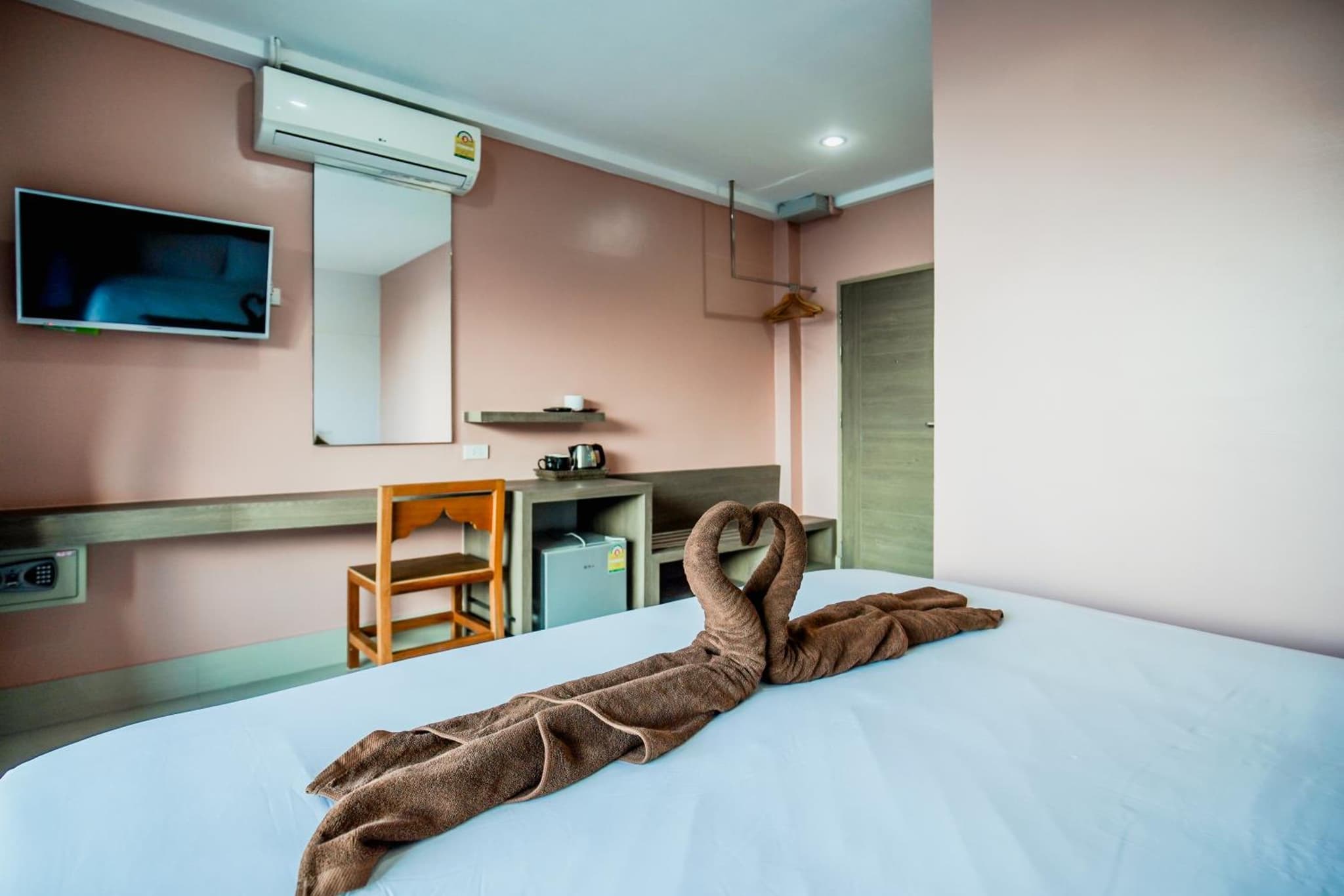 Khaleej Mass Hotel Patong photo 3