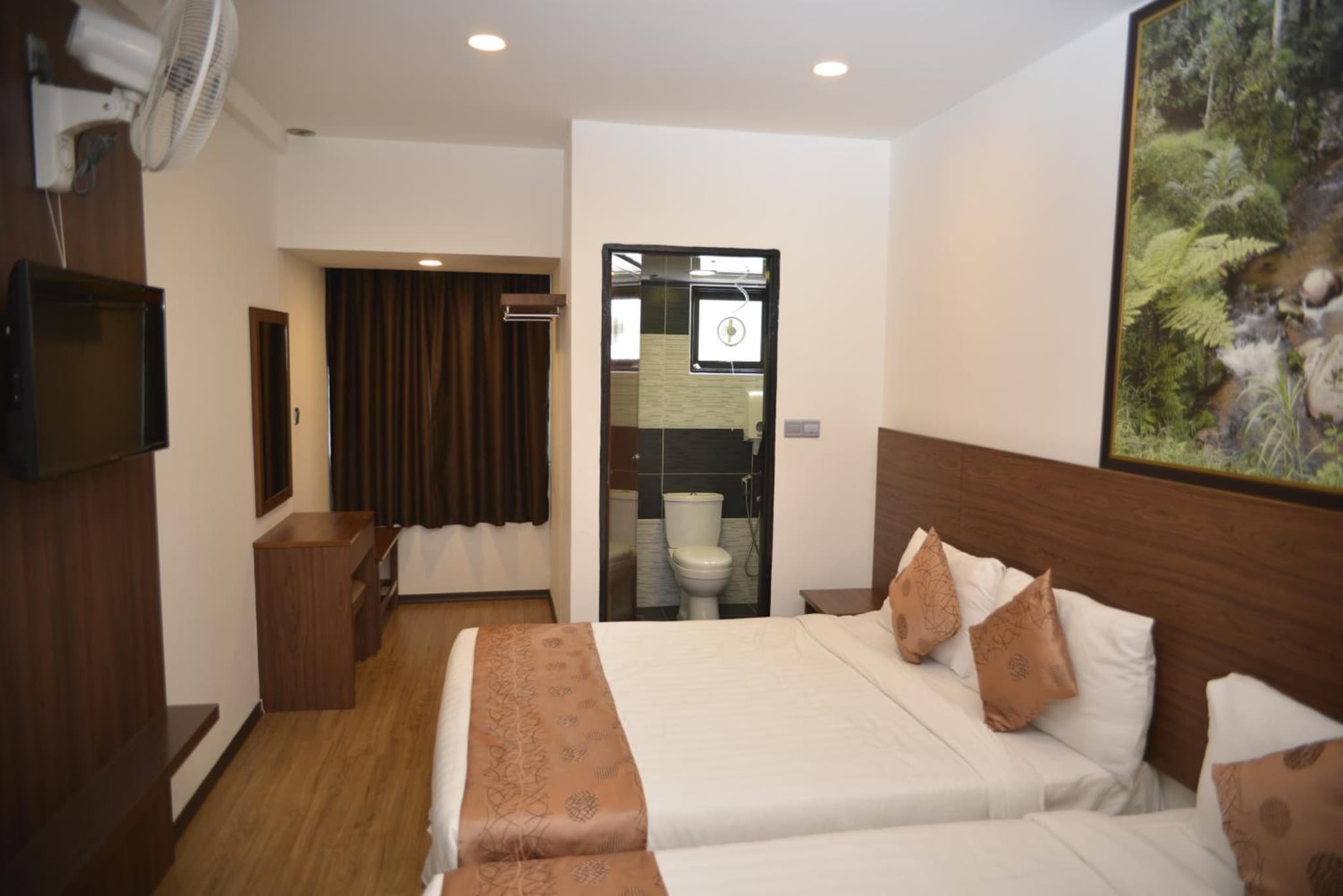 Highlanders Hotel photo 8