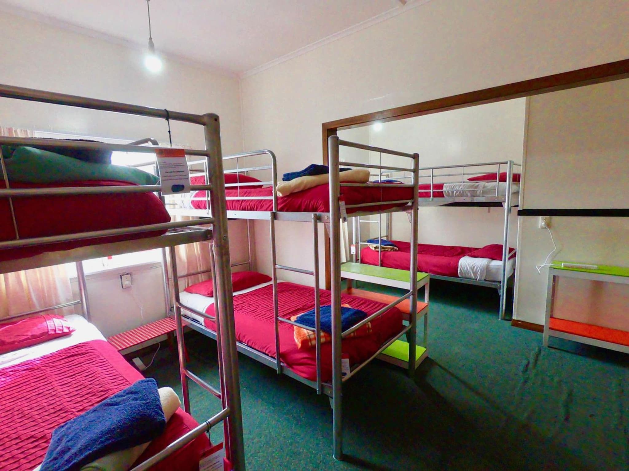 Ducks & Drakes Boutique Motel & Backpackers photo 3