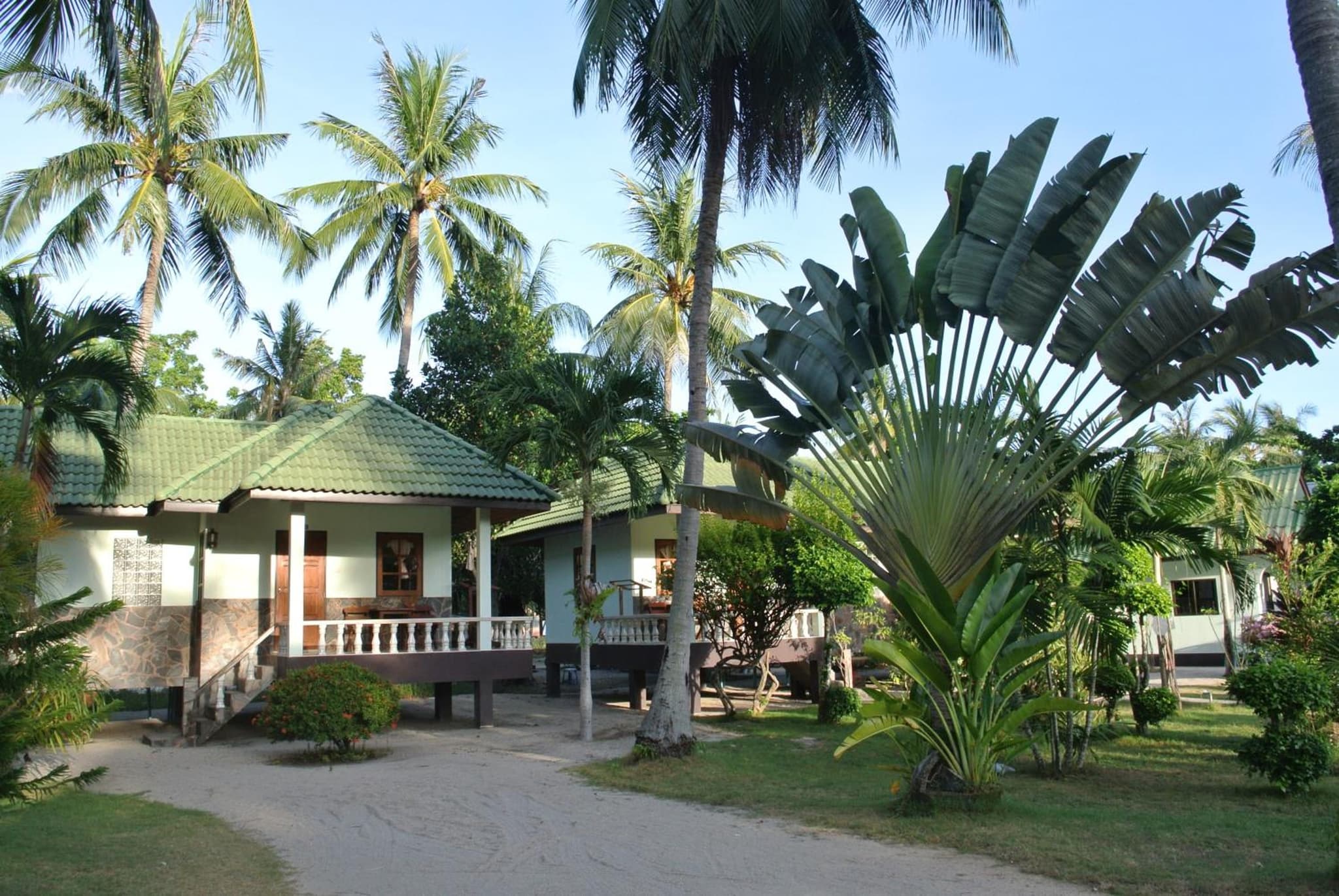 Dewshore Resort photo 2
