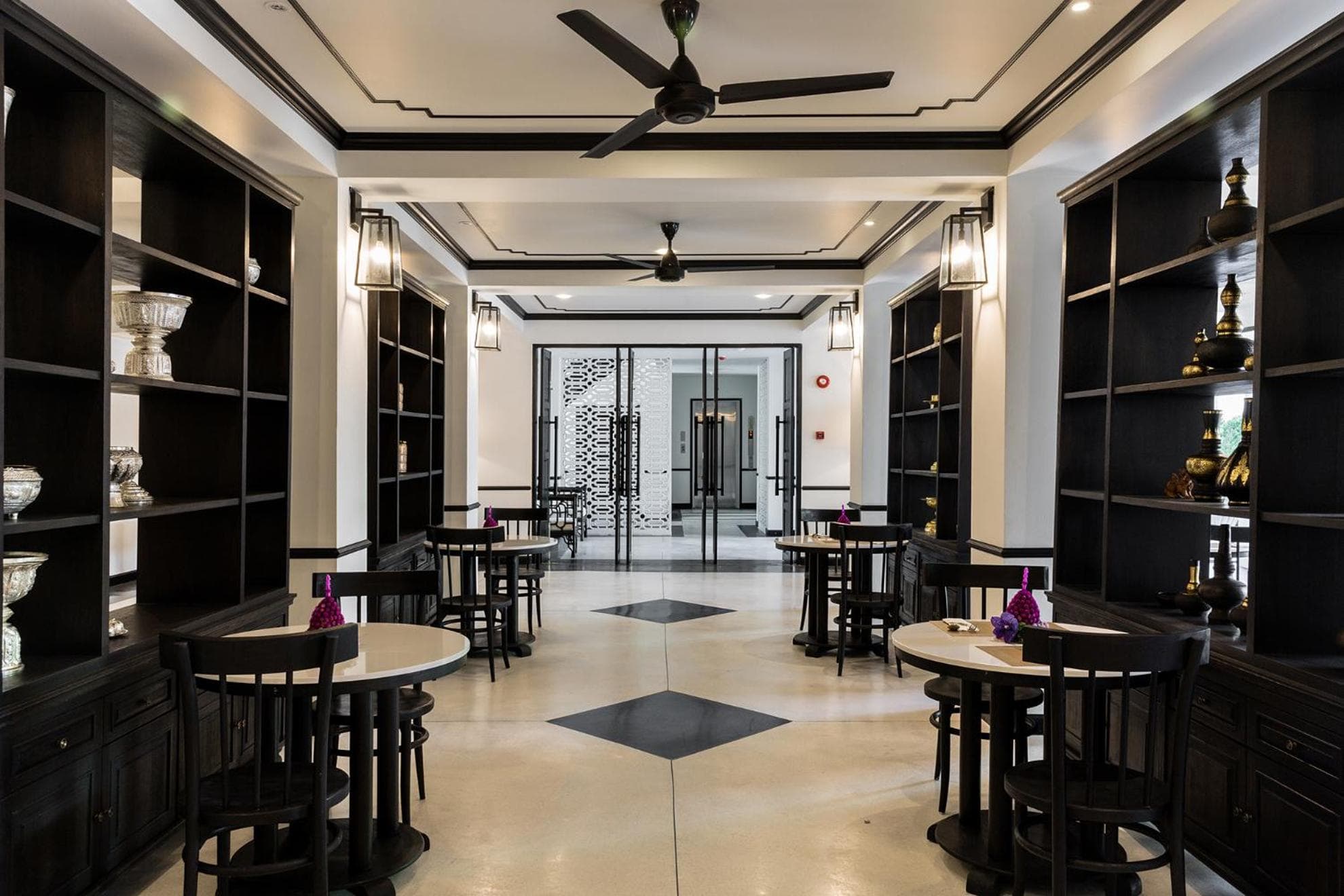 MORA Boutique Hotel photo 2