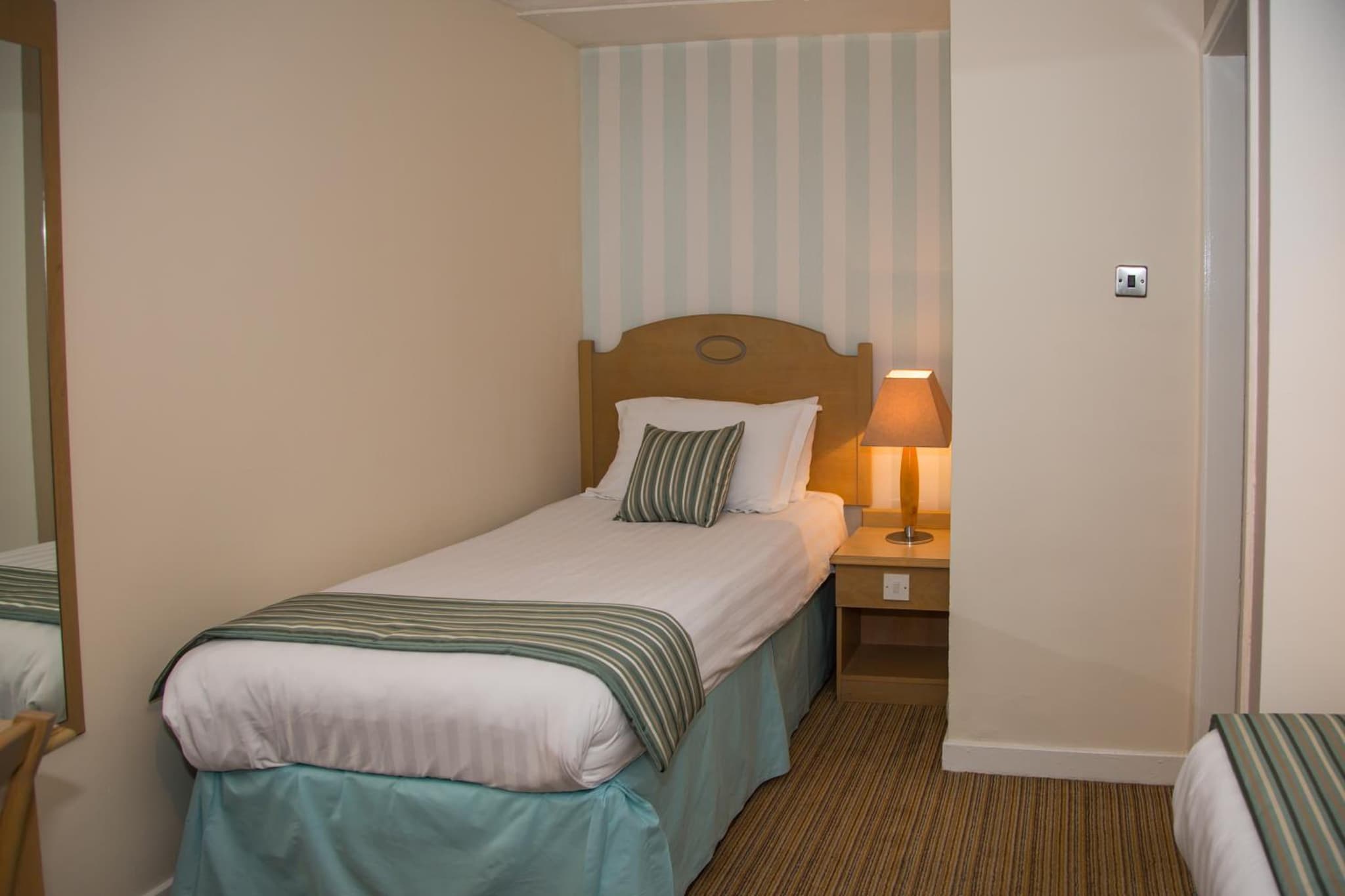 The Manor Guest House photo 2