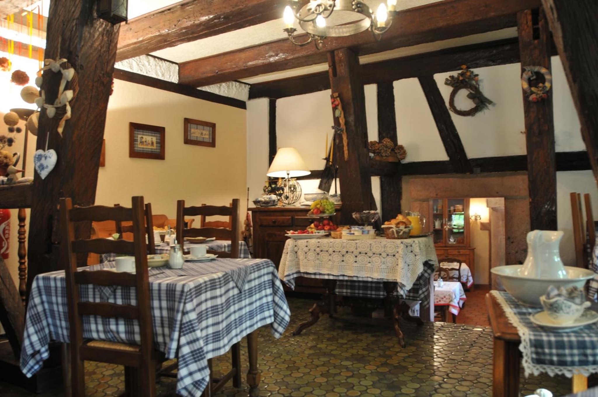 restaurant