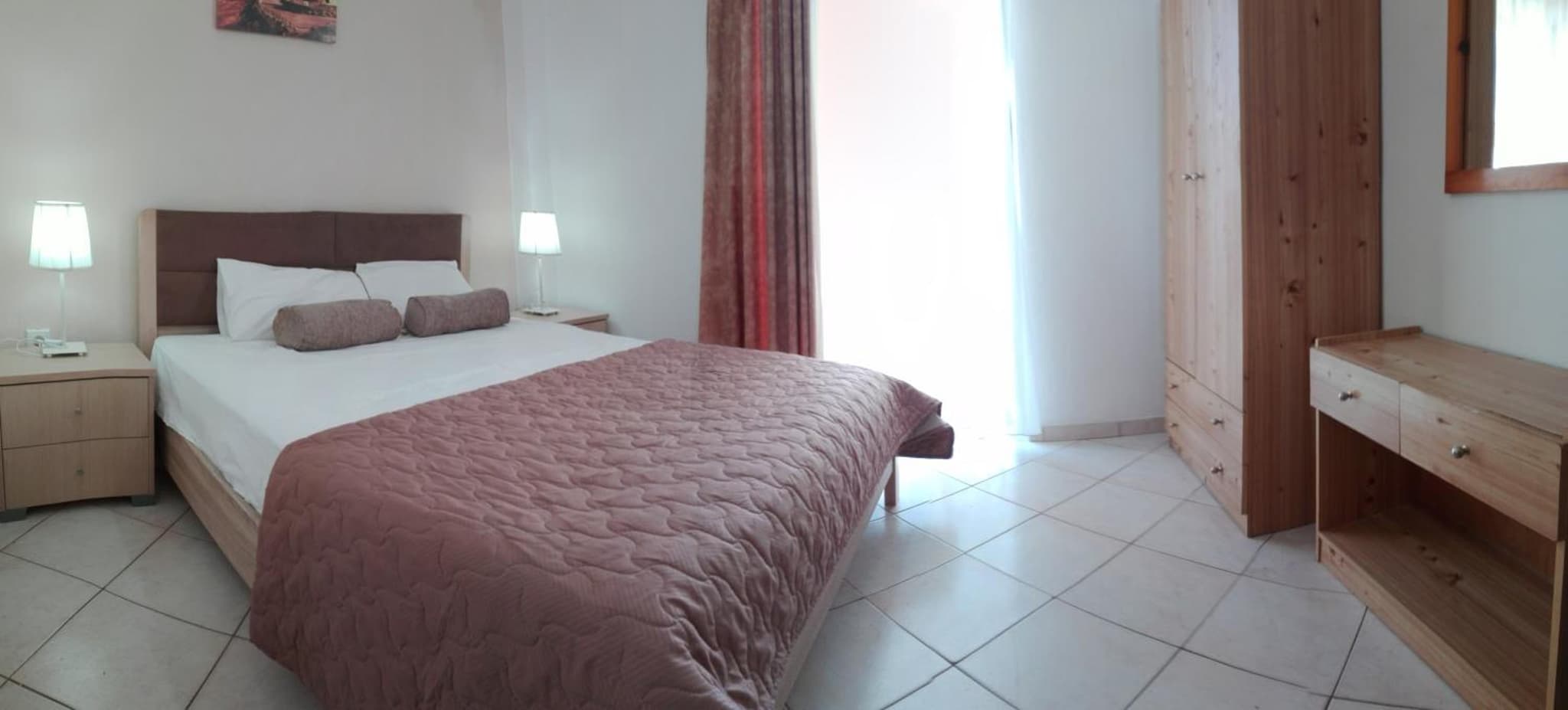 Hause Zorbas photo 2