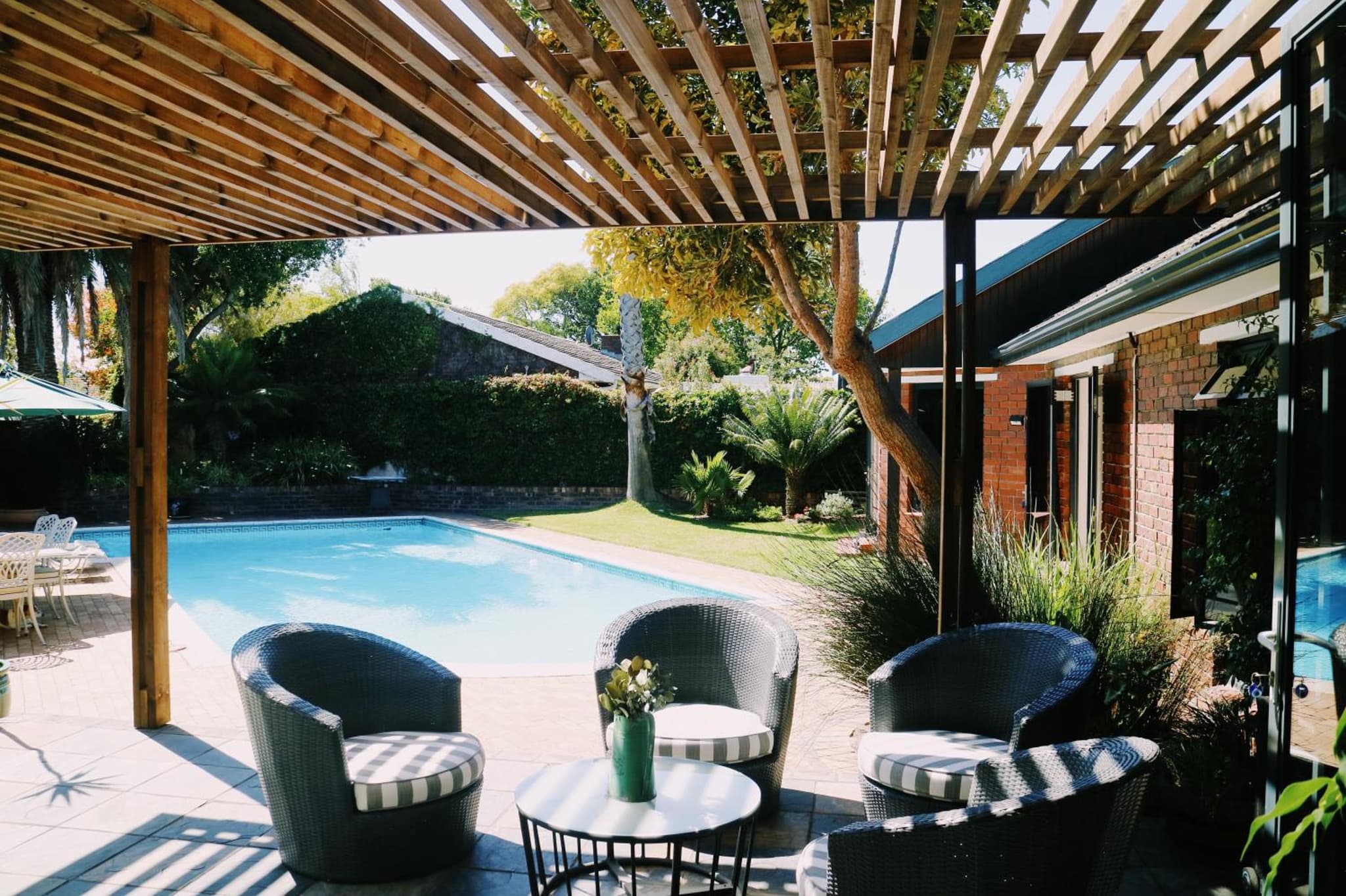 9 Windsor House photo 6