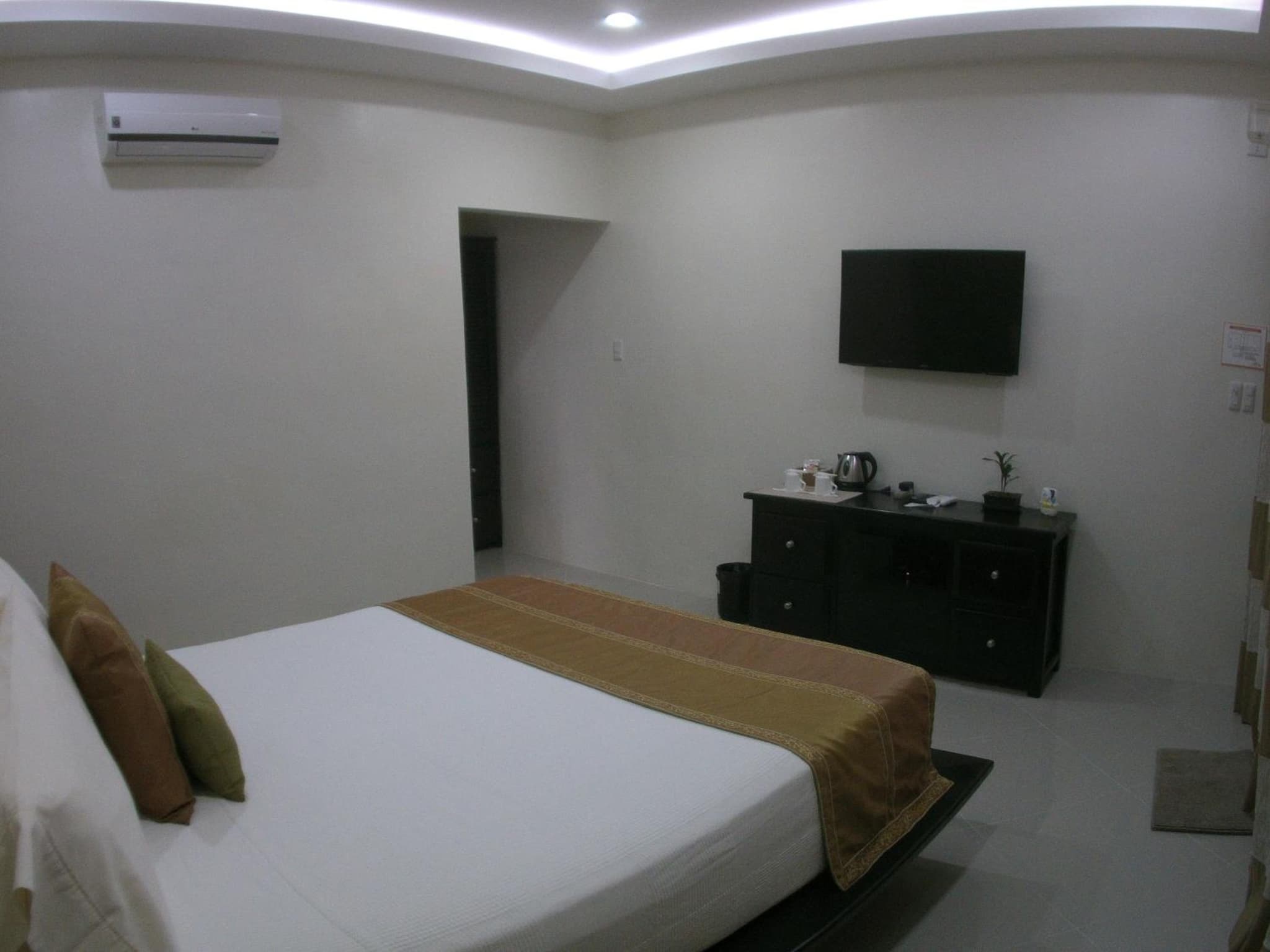 AJ's Place Beach Resort photo 7