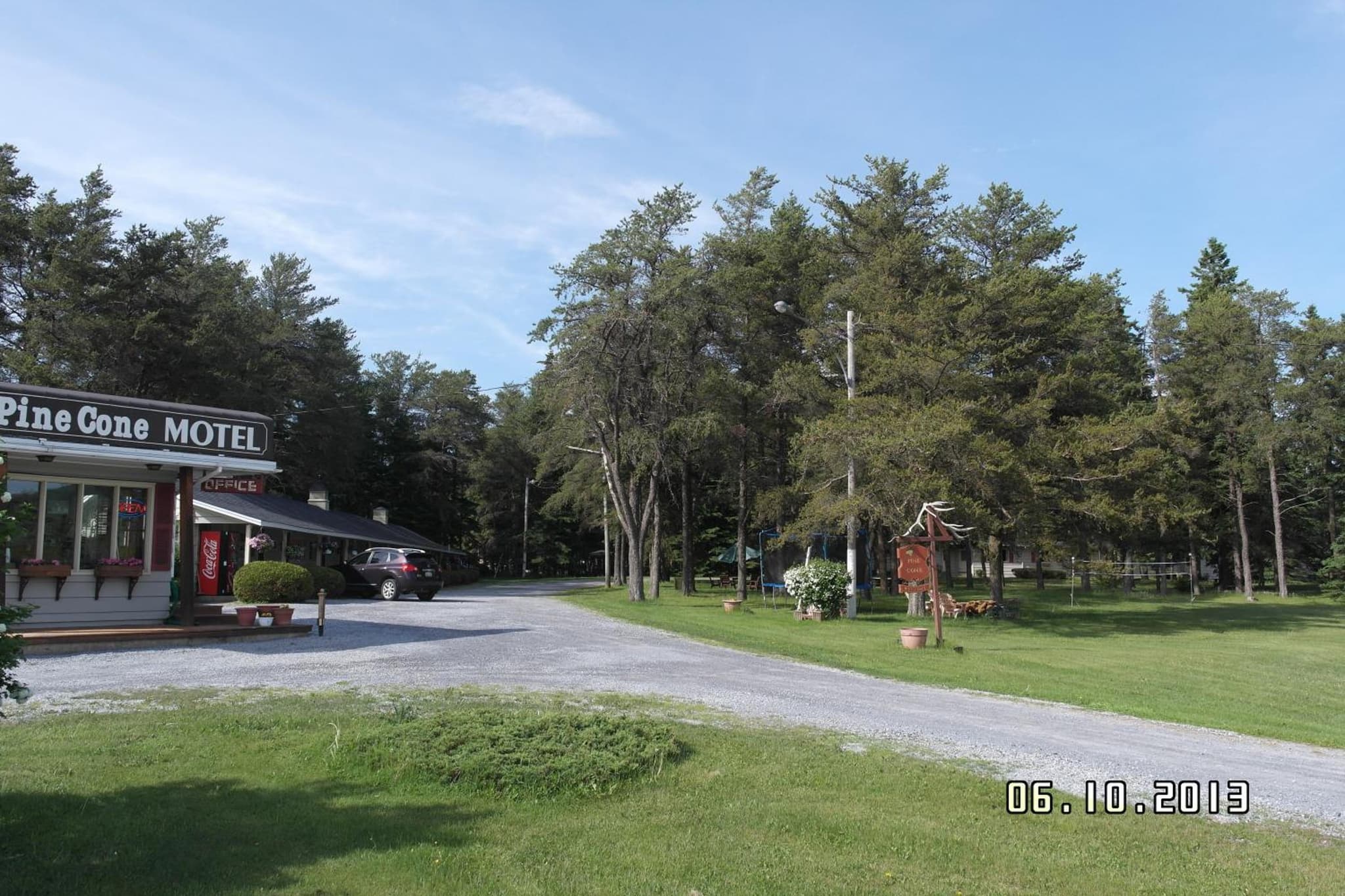 Pinecone Motel photo 8