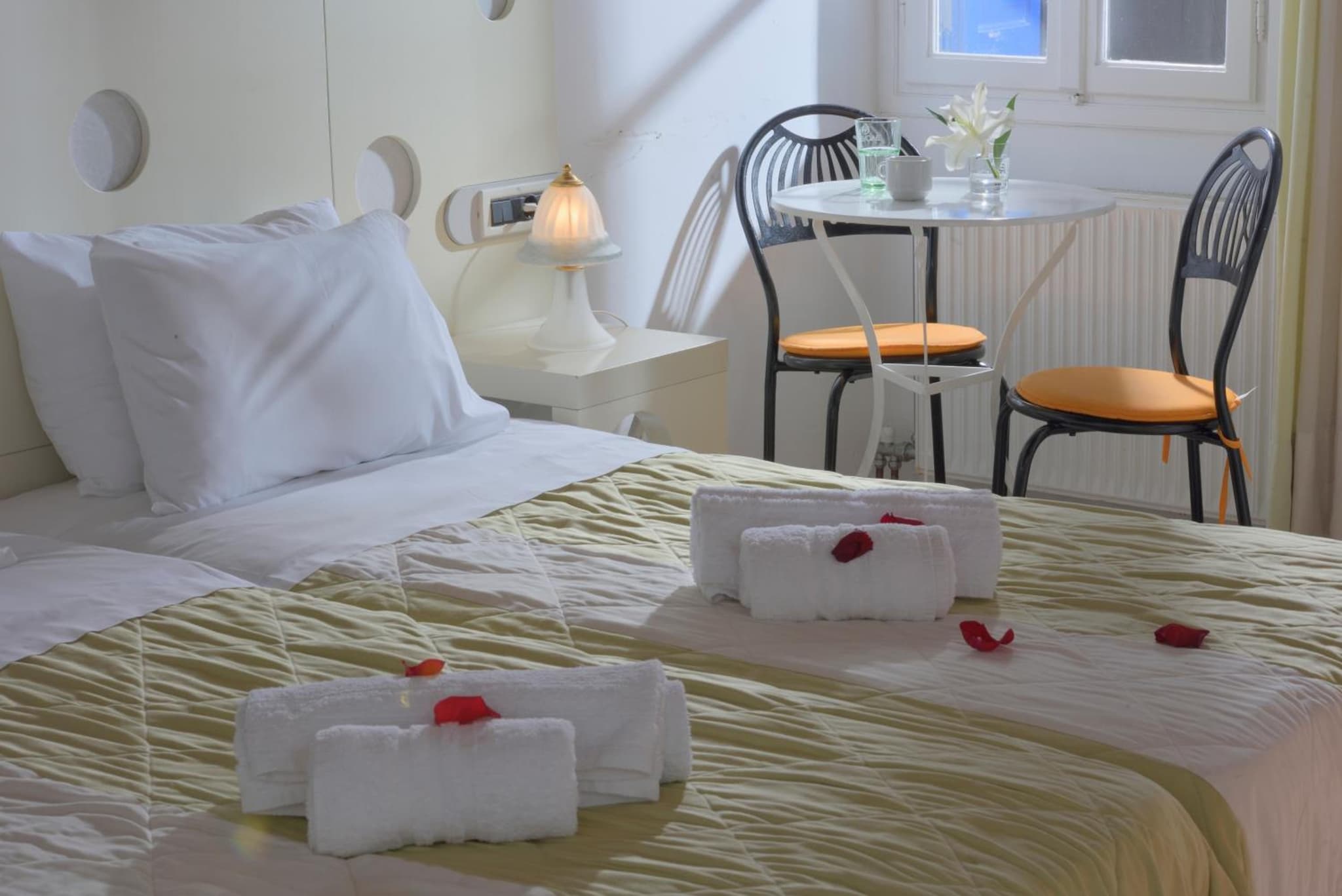 Adonis Rooms photo 9