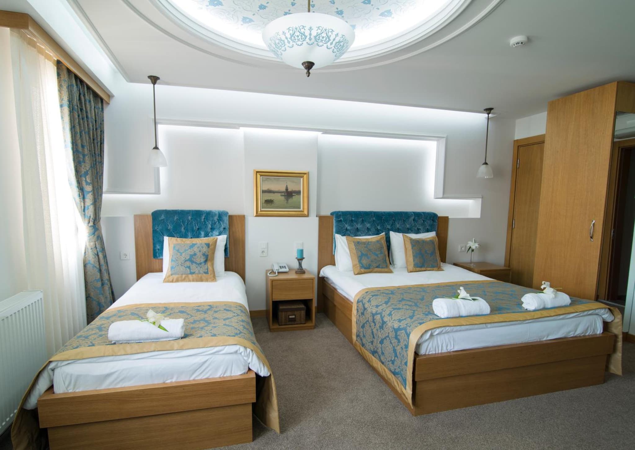 hotel room