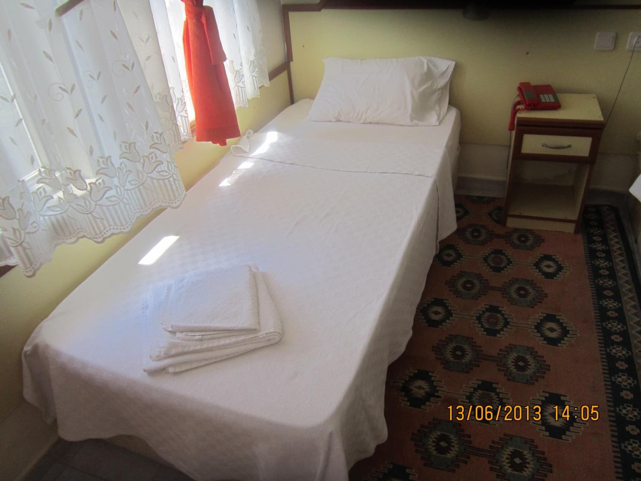 Red Rose Hotel photo 5