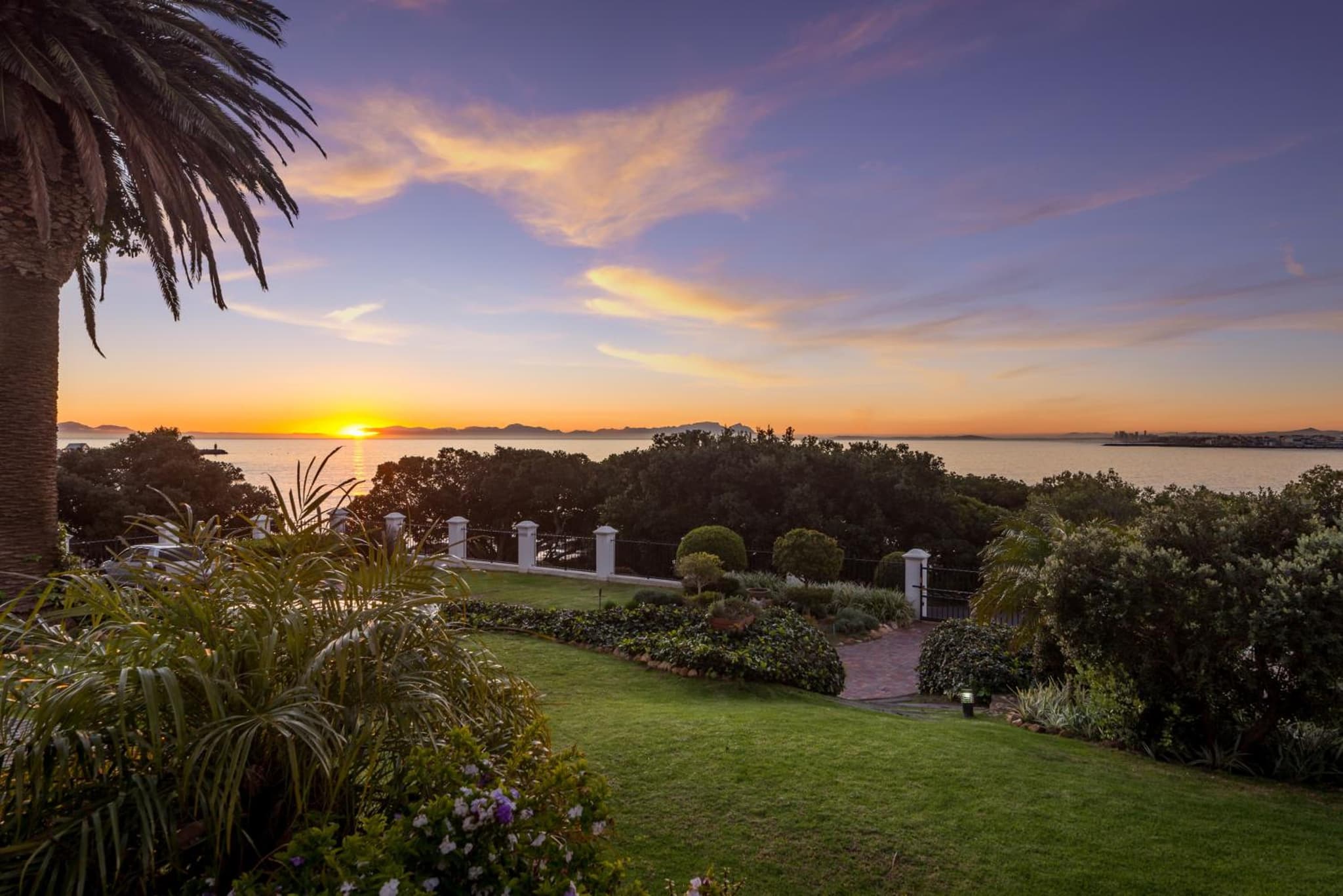 Manor on the Bay photo 7