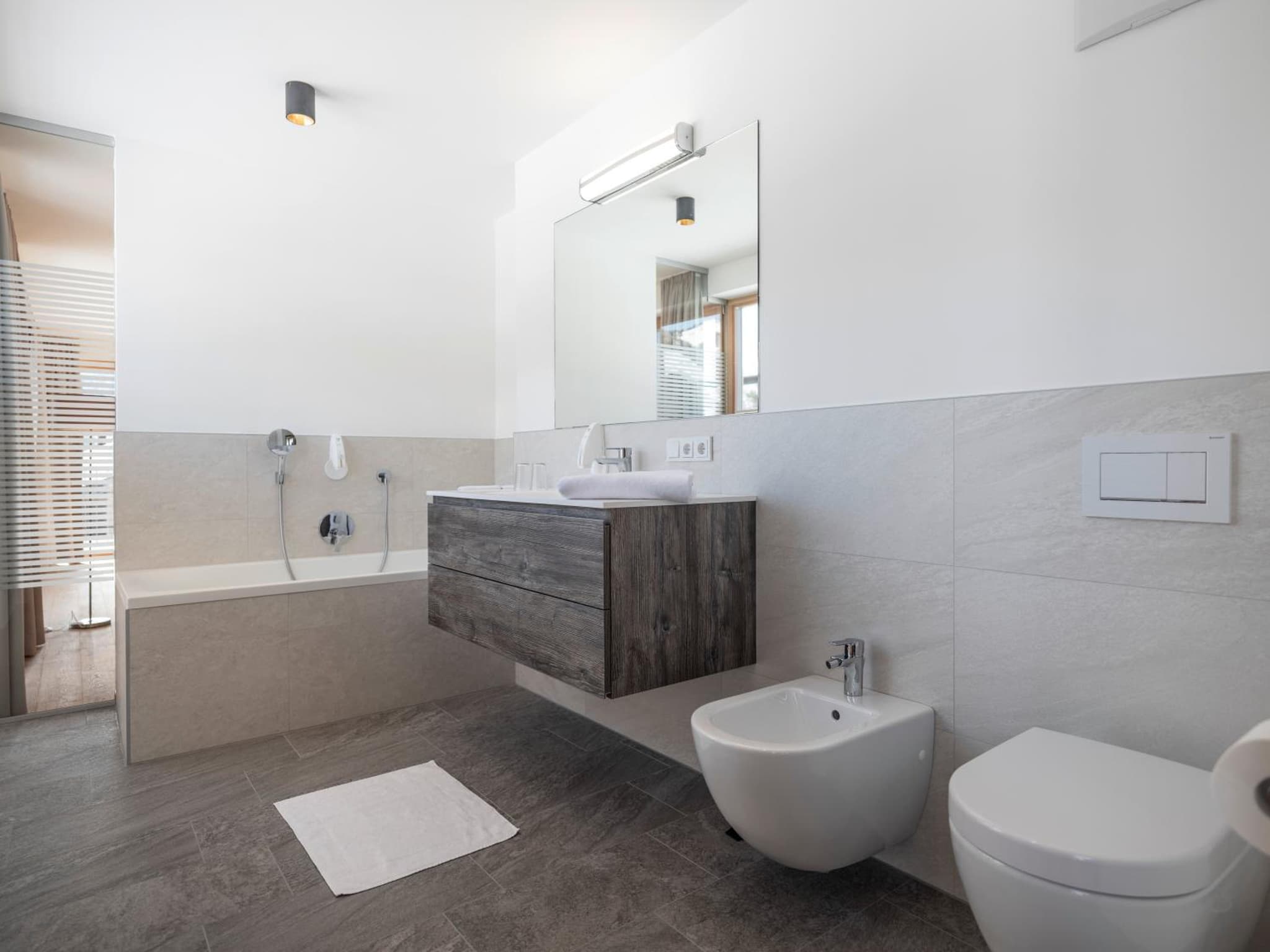 GOTTHARD - FINE LIVING APARTMENTS photo 7