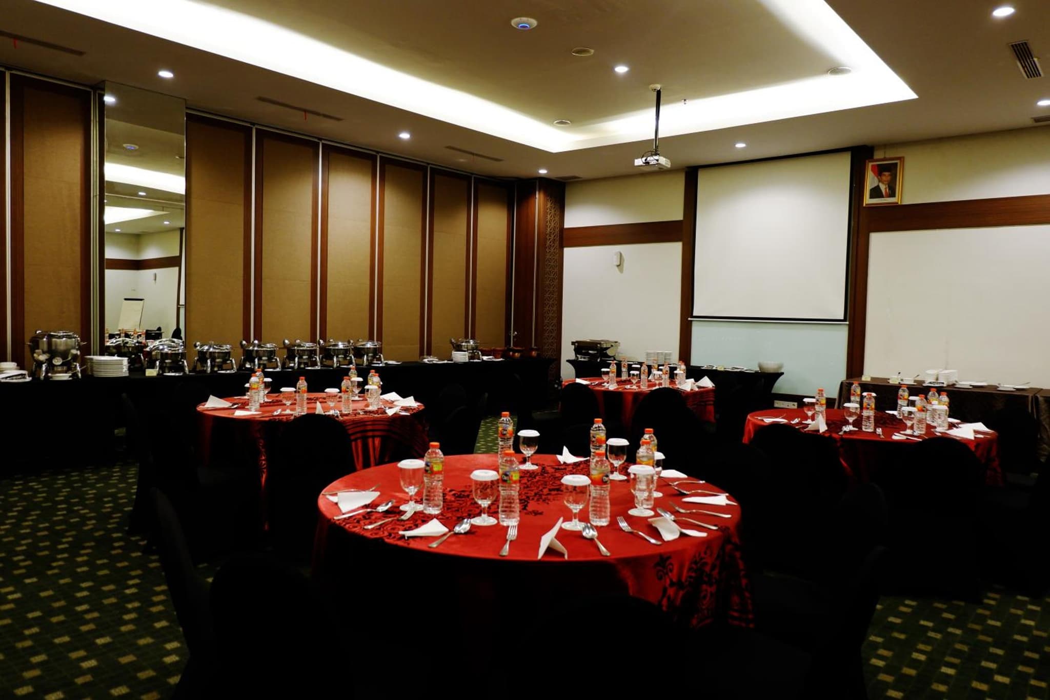 The New Atrium Hotel Yogyakarta photo 3