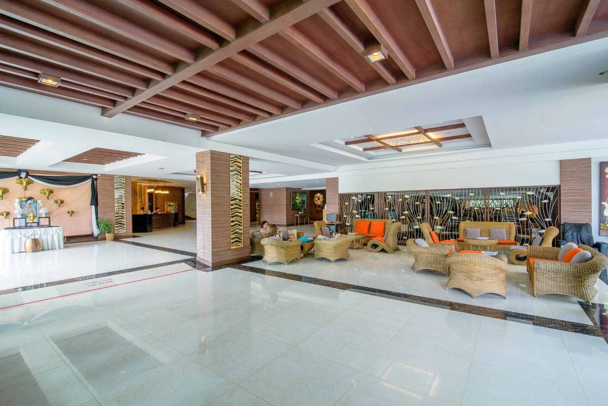 Golden Beach Cha-Am Hotel photo 9