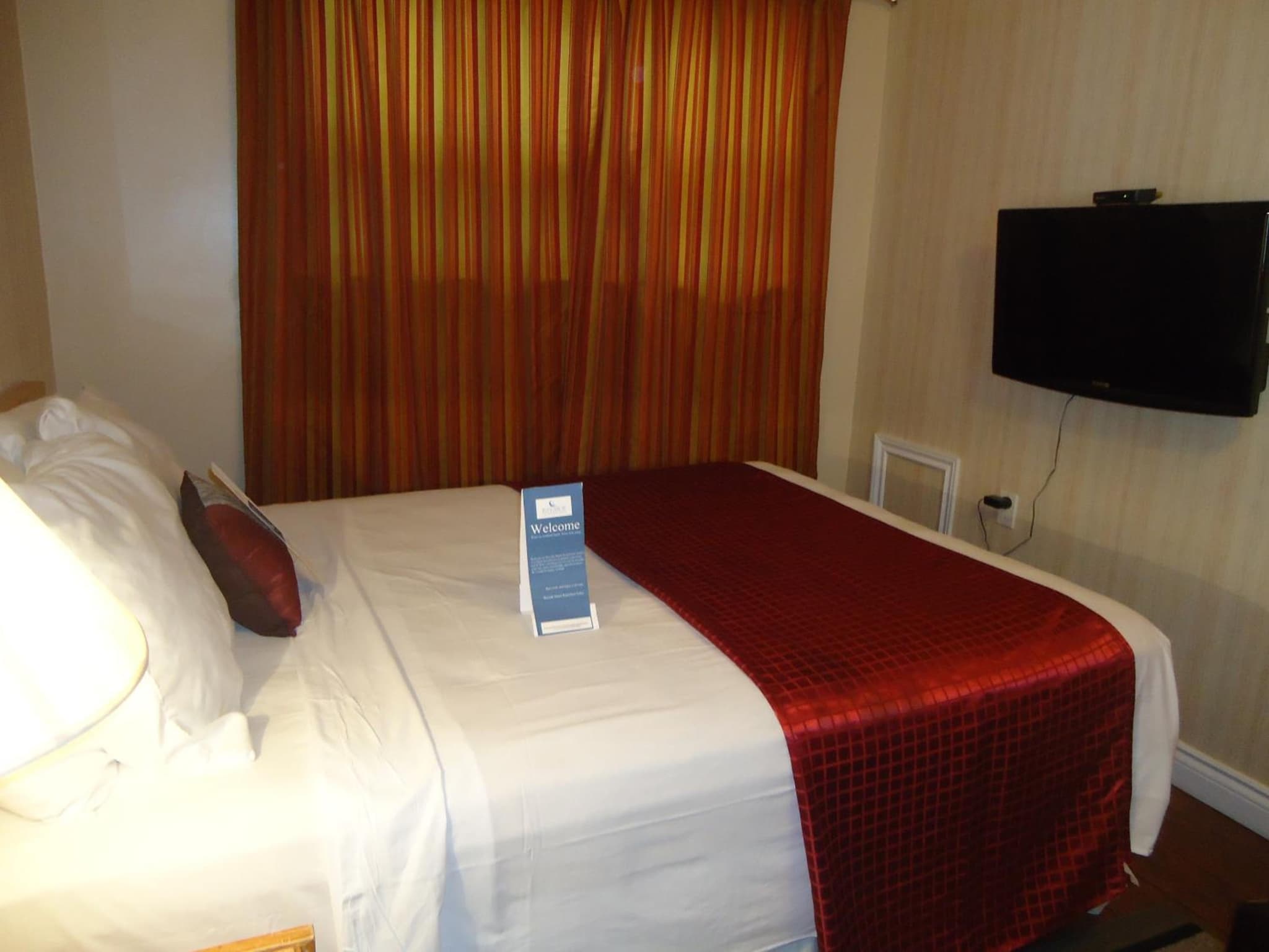 Bayside Inn & Waterfront Suites photo 5