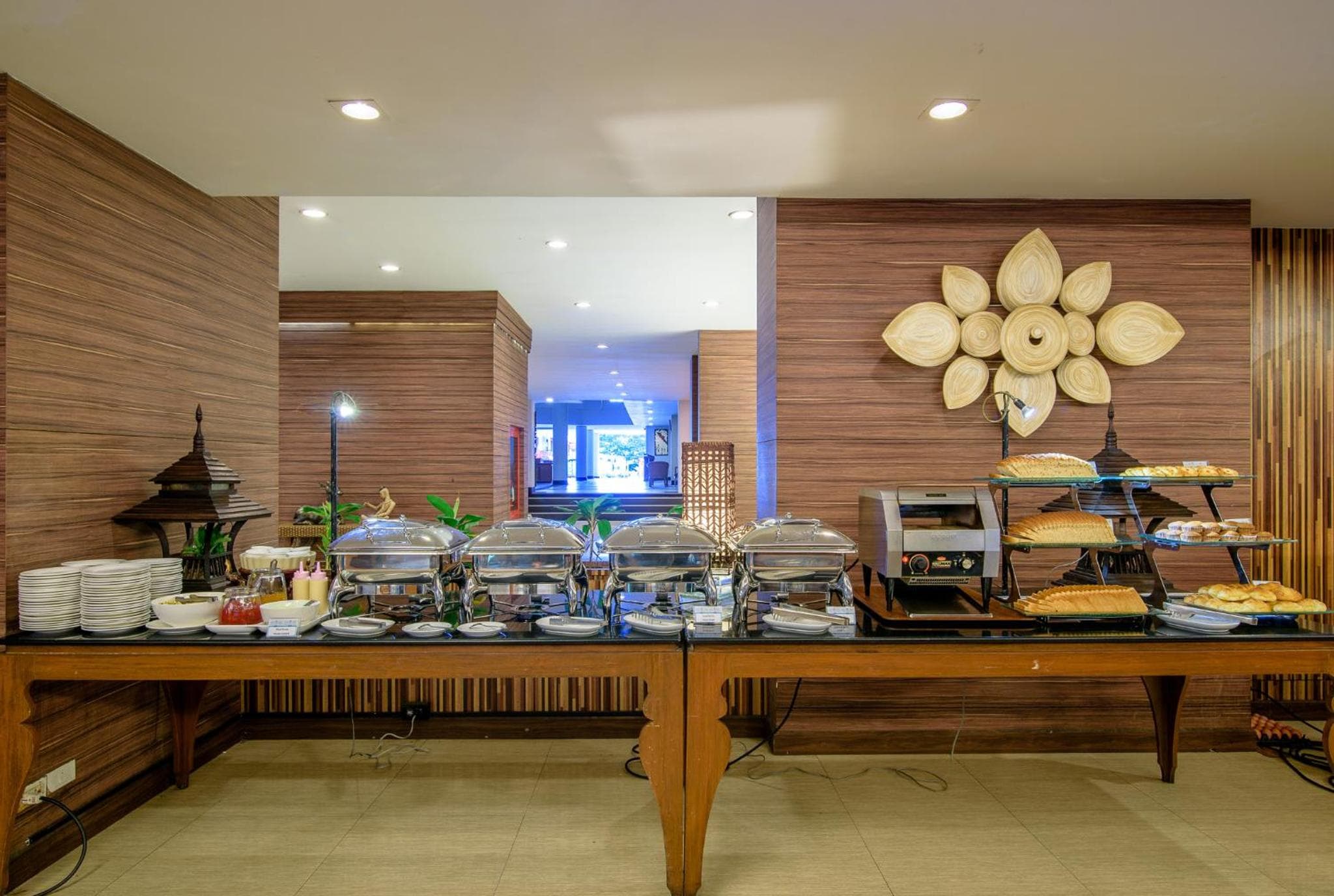Golden Beach Cha-Am Hotel photo 5