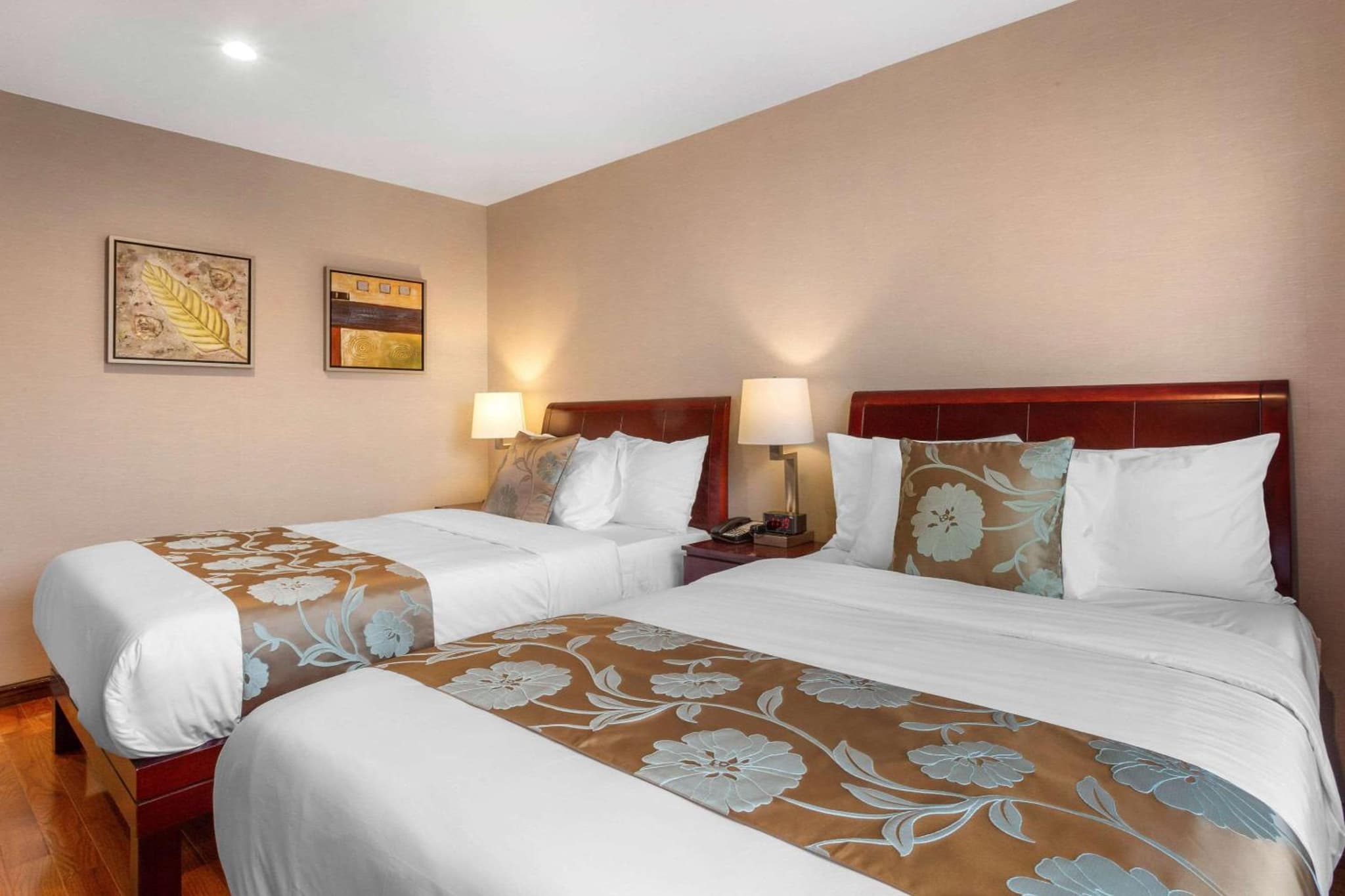 The L Hotel photo 6