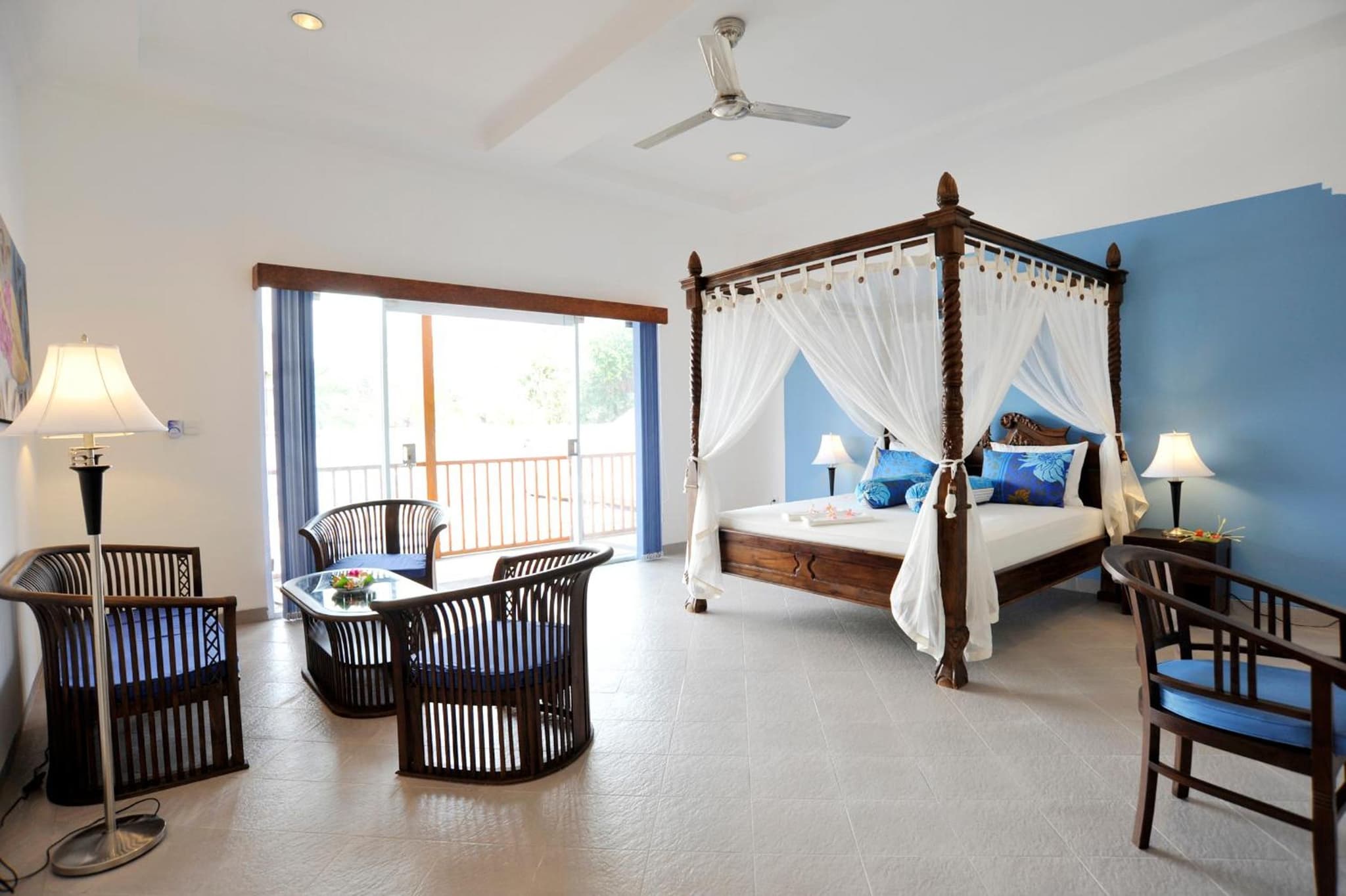 Aquarius Beach Hotel photo 6