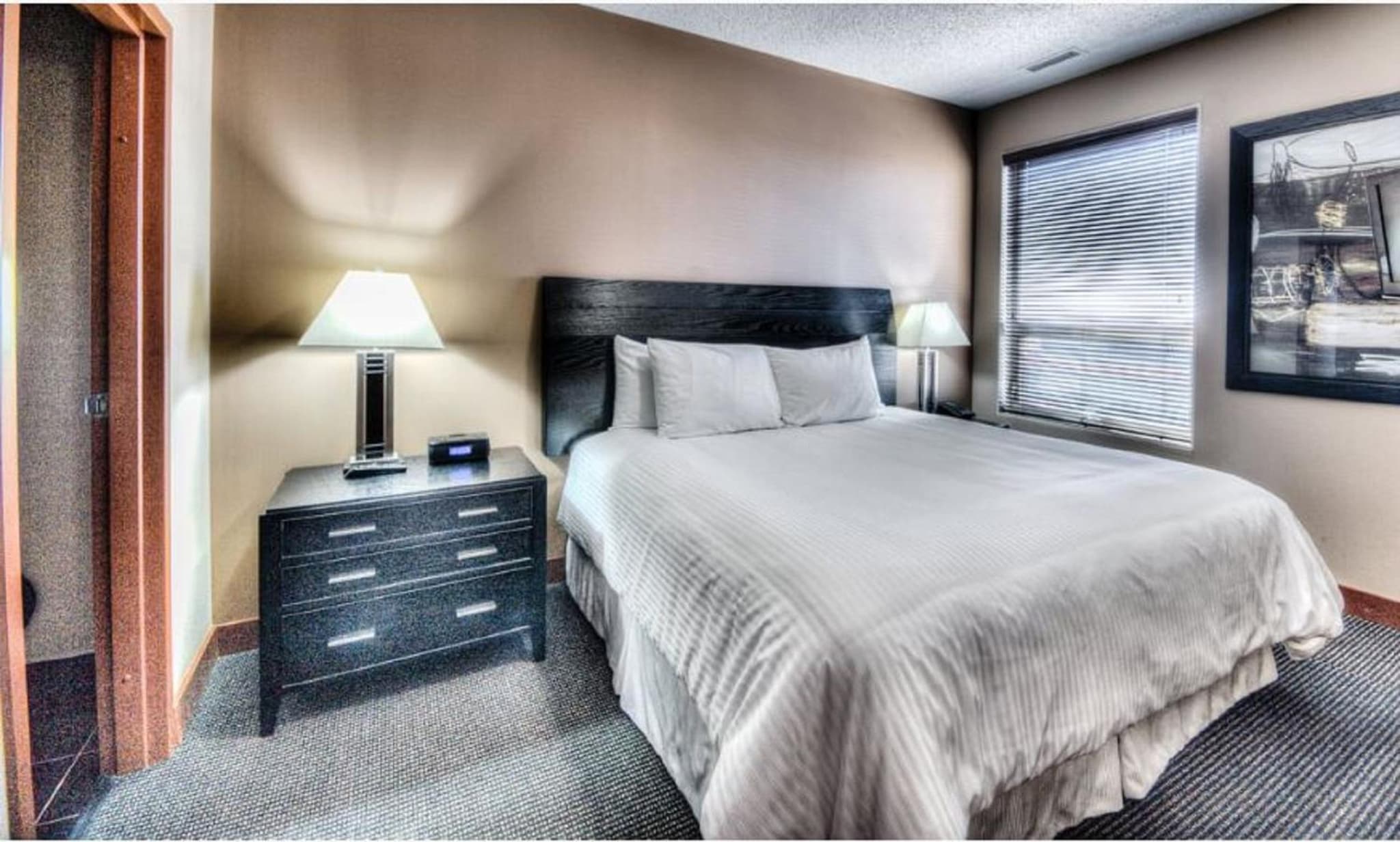 Grand Inn & Residence- Grande Prairie photo 3