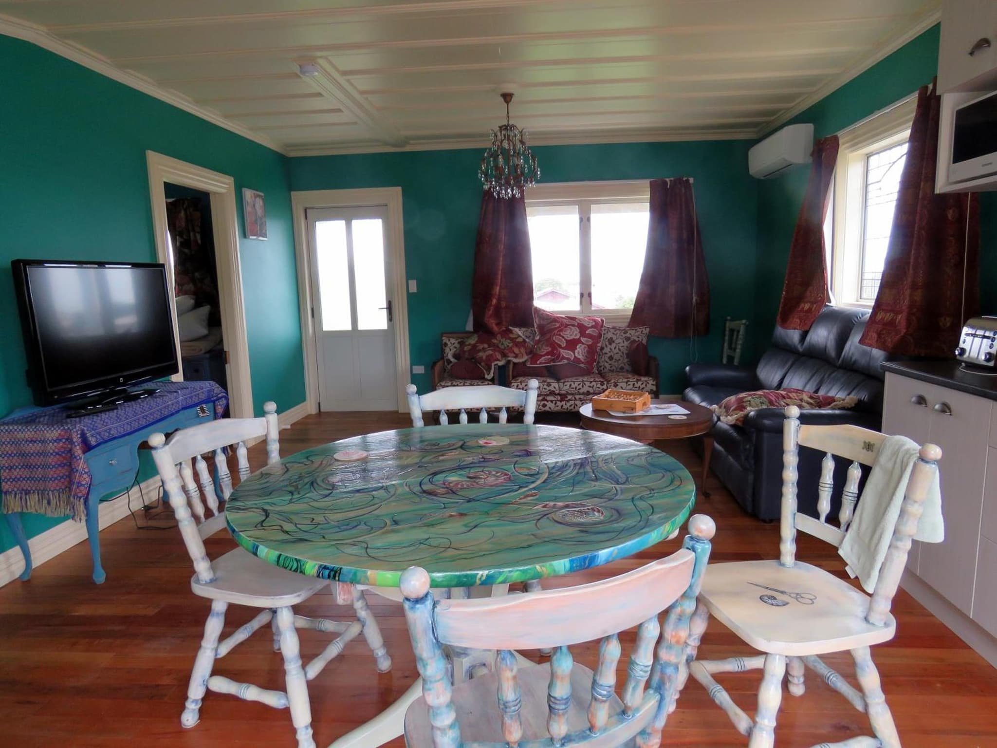 Fantail Cottage photo 6