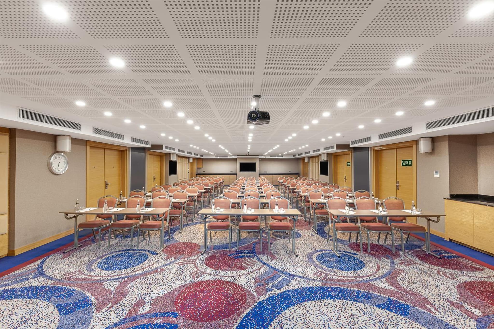 meeting & event spaces