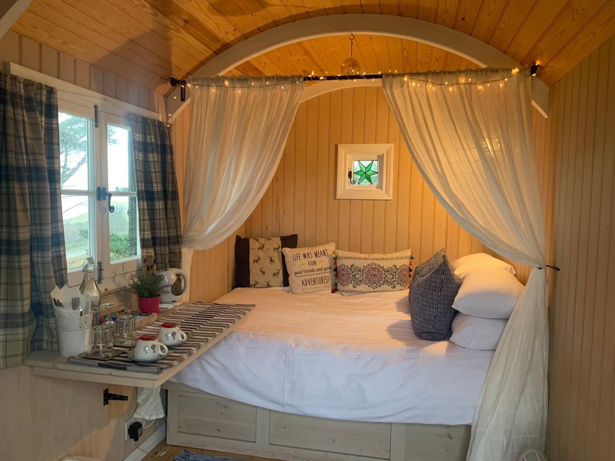 Loch Eyre Shepherd Hut photo 8
