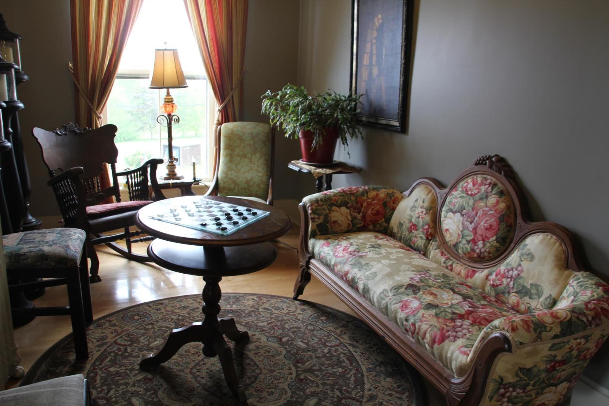 Lynwood Inn photo 5