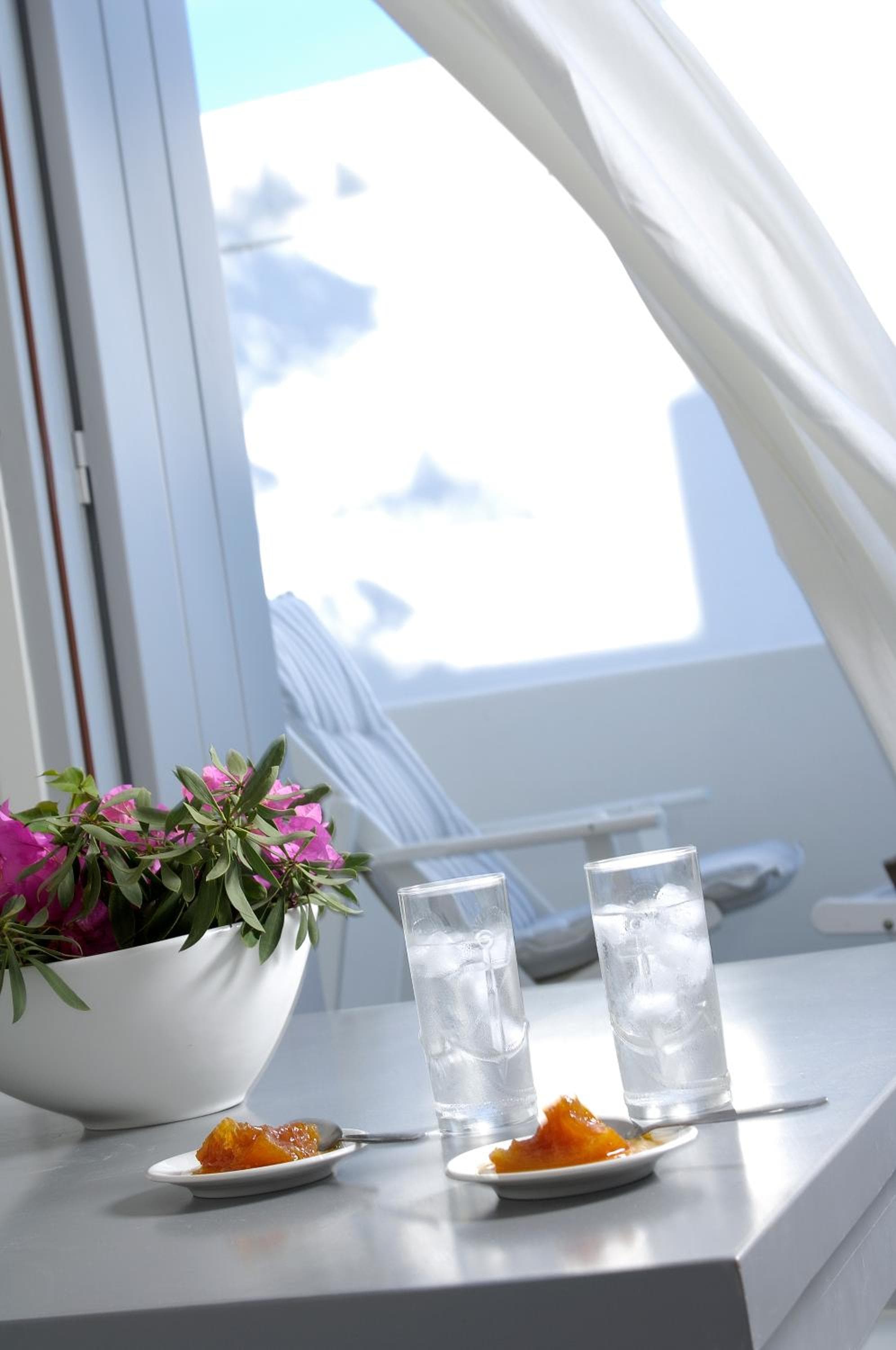 Kapetan Tasos Suites photo 5