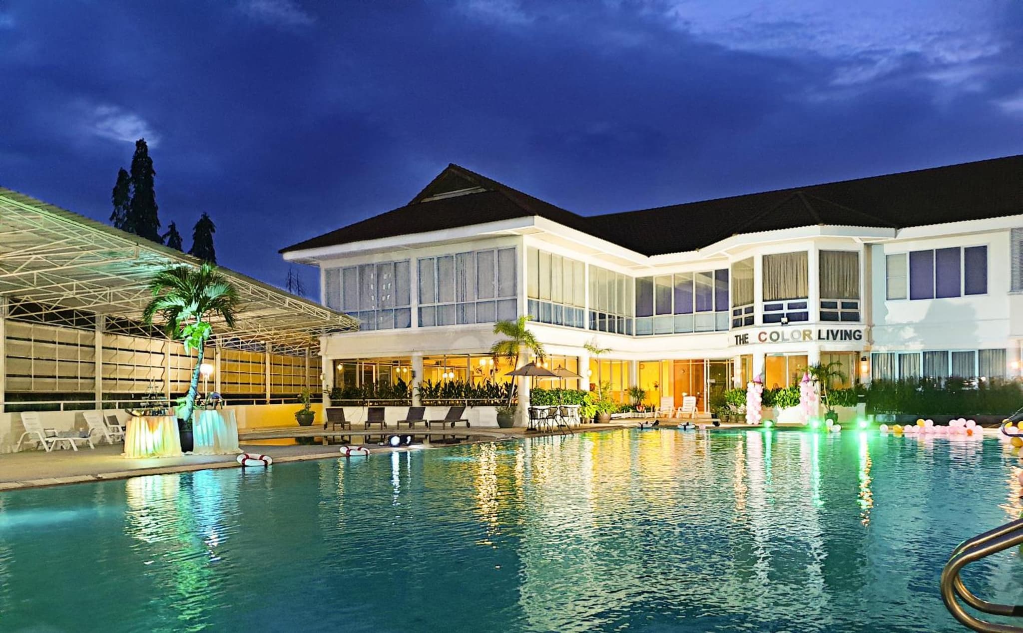 The Color Living Hotel photo 6
