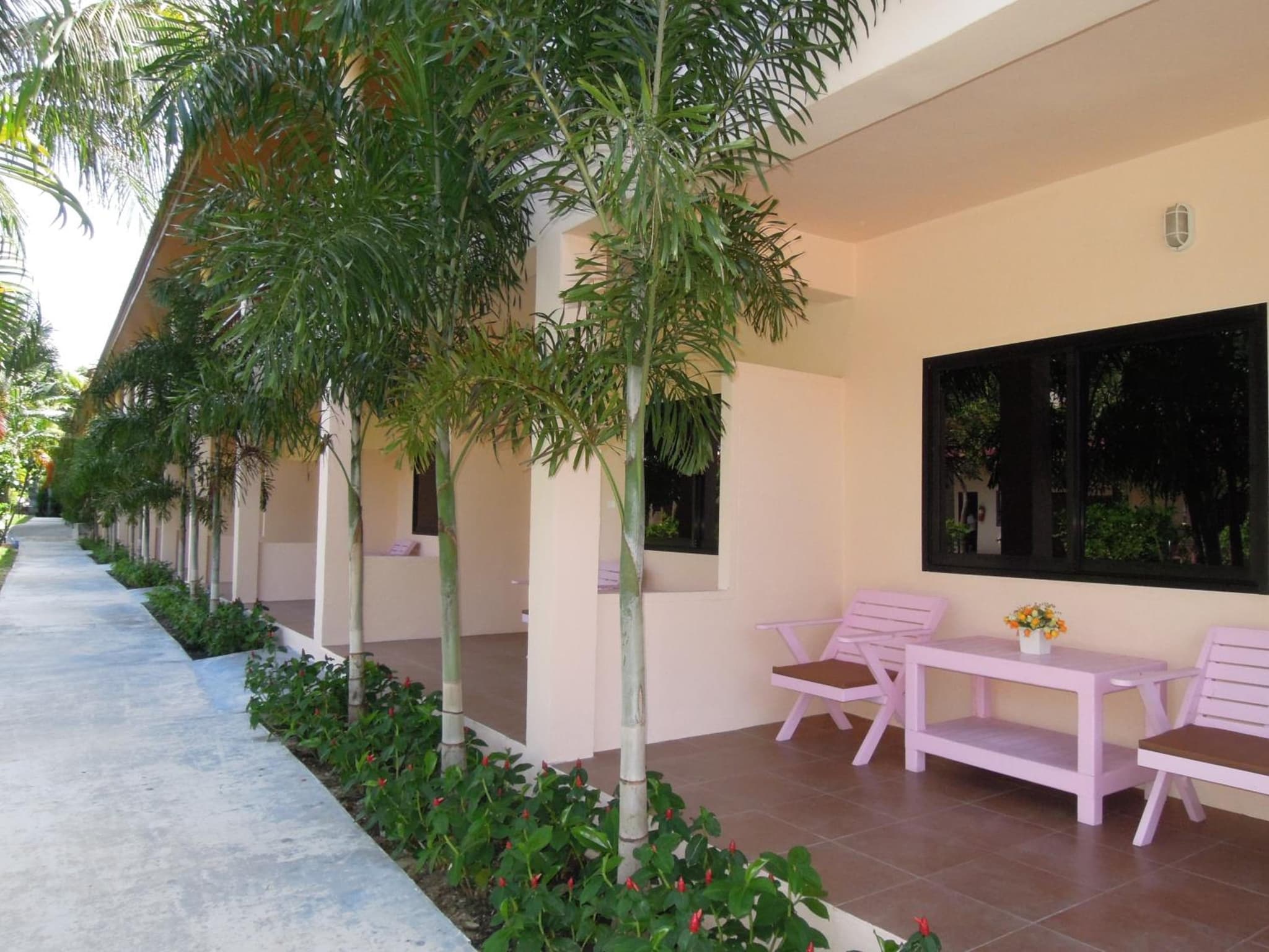 PS 2 Resort Phuket Patong - SHA Plus photo 2