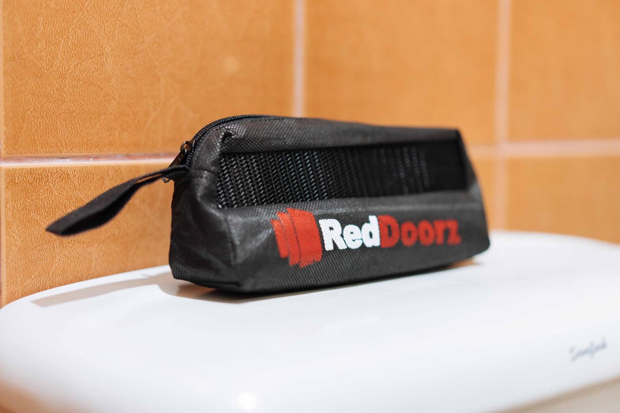 RedDoorz at La Casa Guesthouse former RedDoorz at Tamarind Street Angeles City photo 3