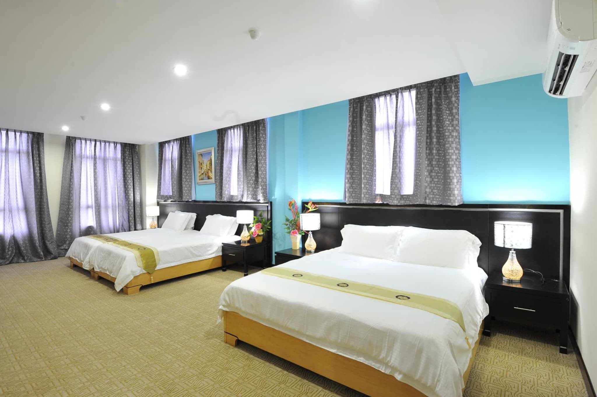 Hallmark View Hotel photo 8