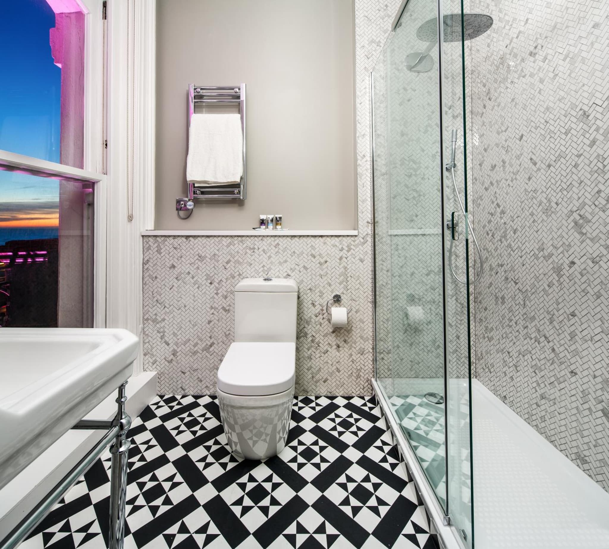 Mercure Brighton Seafront Hotel photo 2