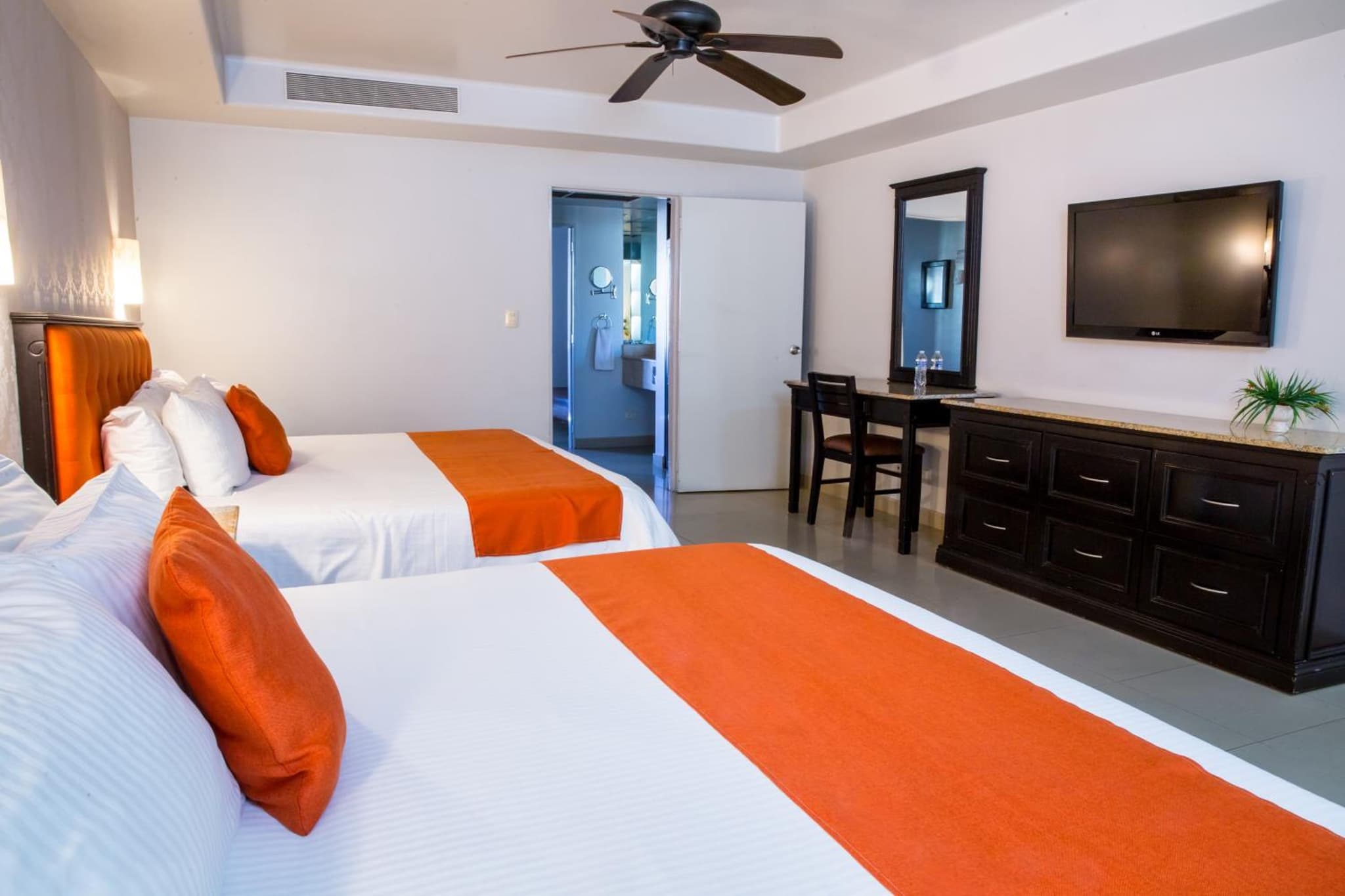 Hotel Santorian photo 2