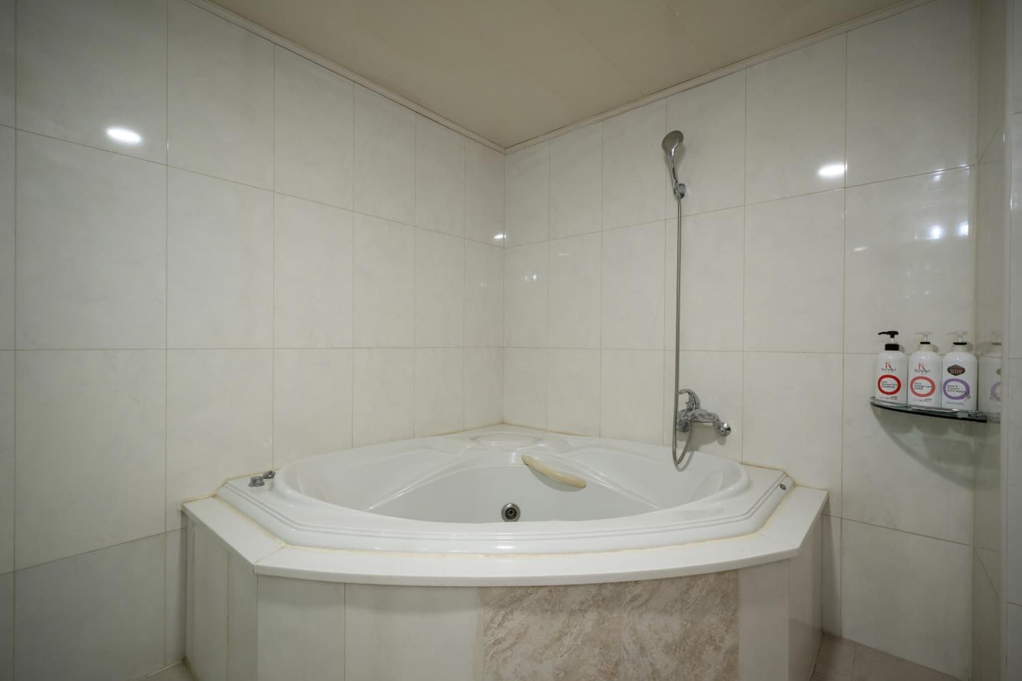 Symphony Hotel photo 7