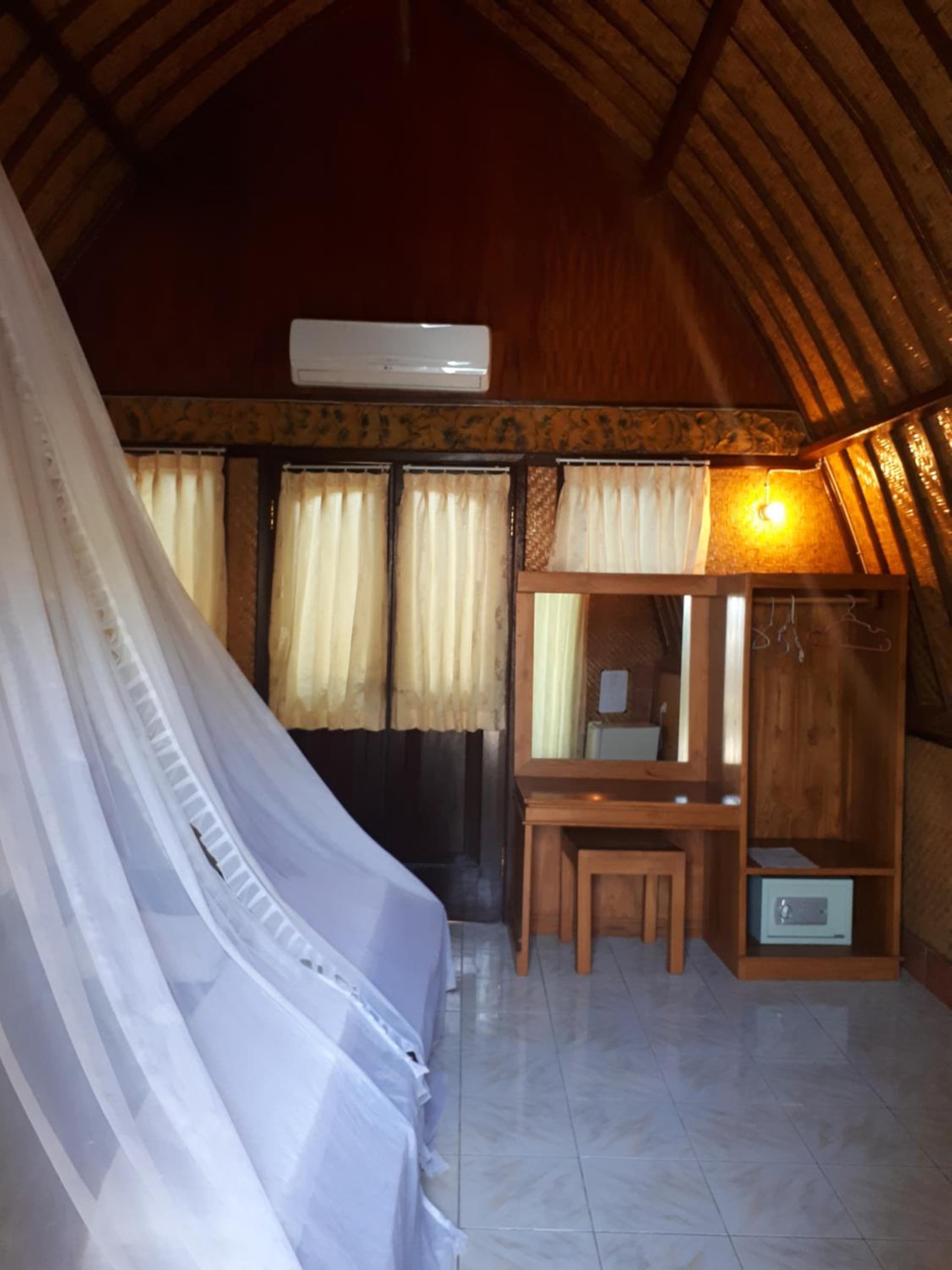 Sandy Beach Bungalows photo 7