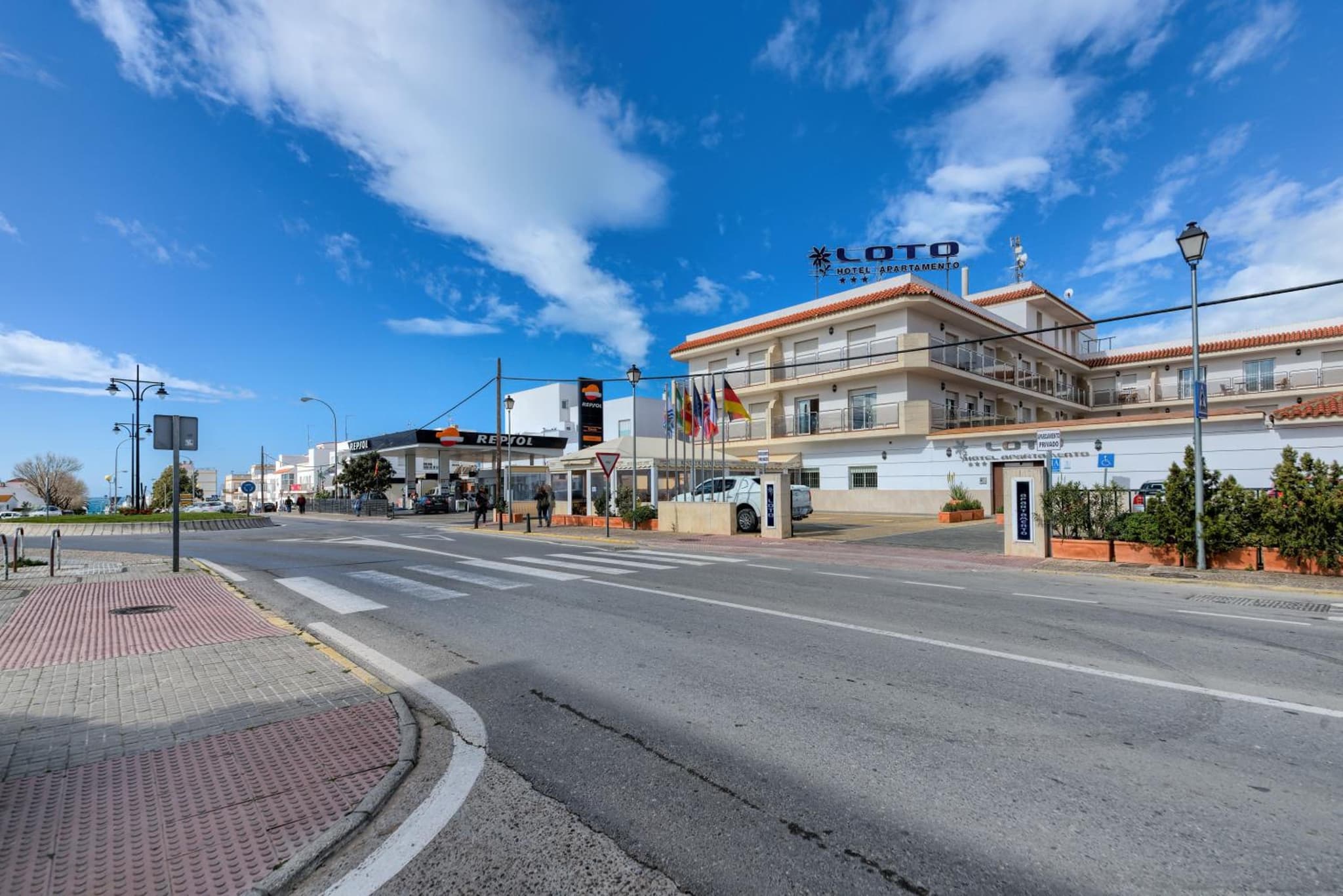 Hotel Apartamentos Loto Conil photo 2