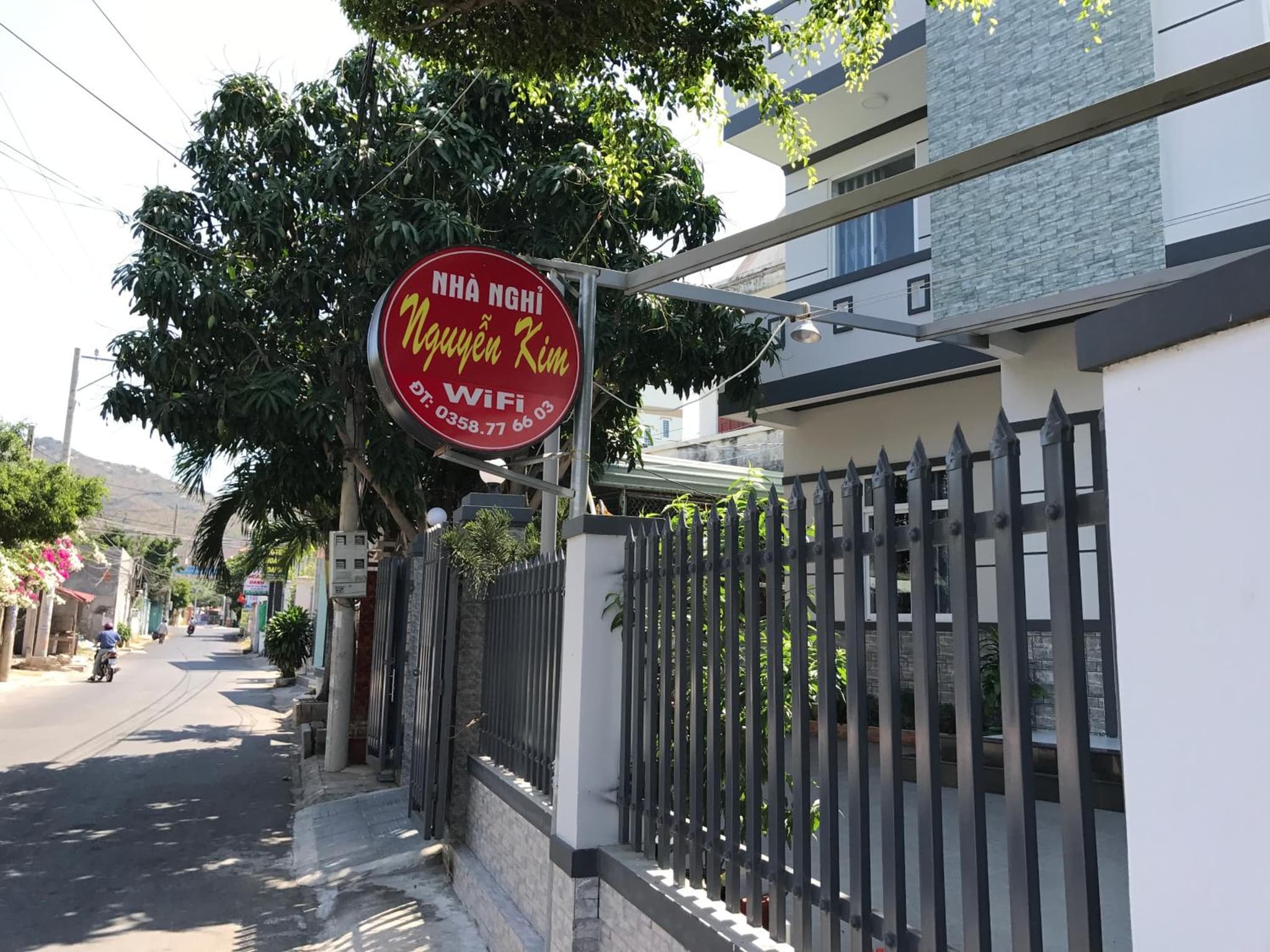 Nguyễn Kim Motel