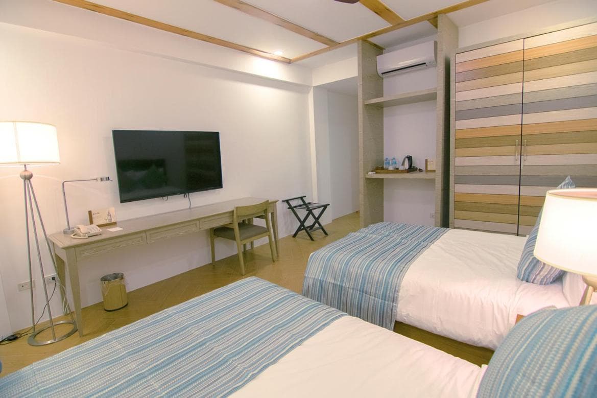Thunderbird Resorts - Rizal photo 9