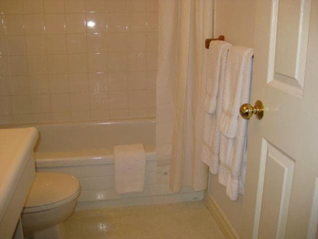 Canterbury Inn photo 9