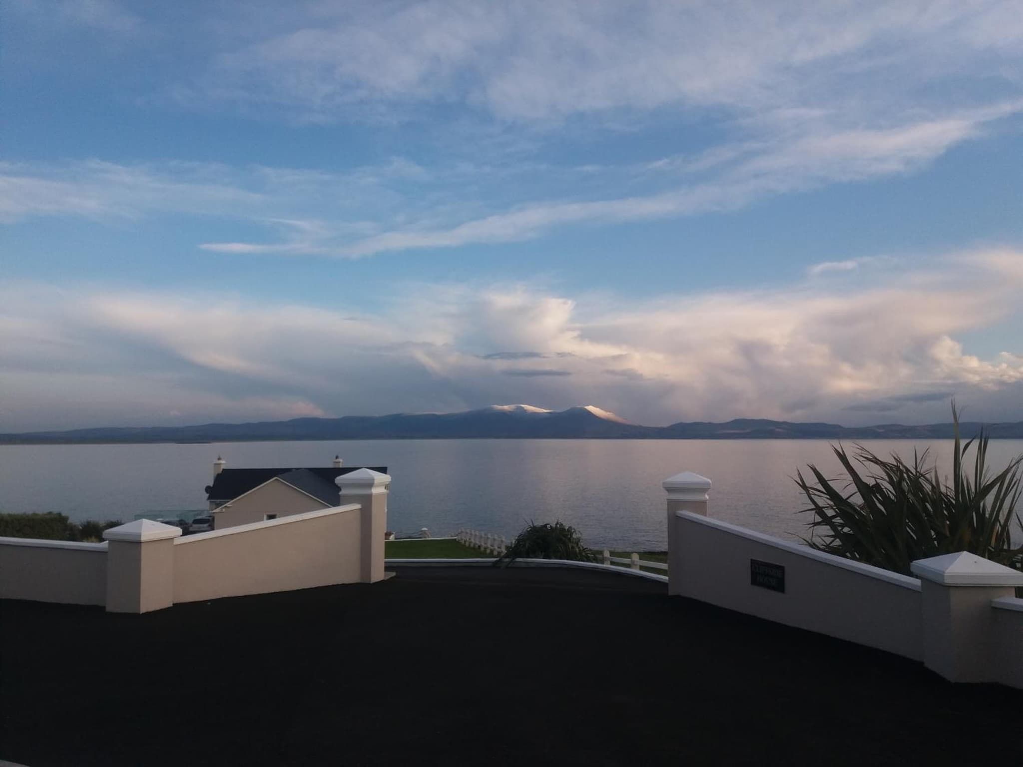Ballyheigue Cliff Side and Sea View Apartment photo 3