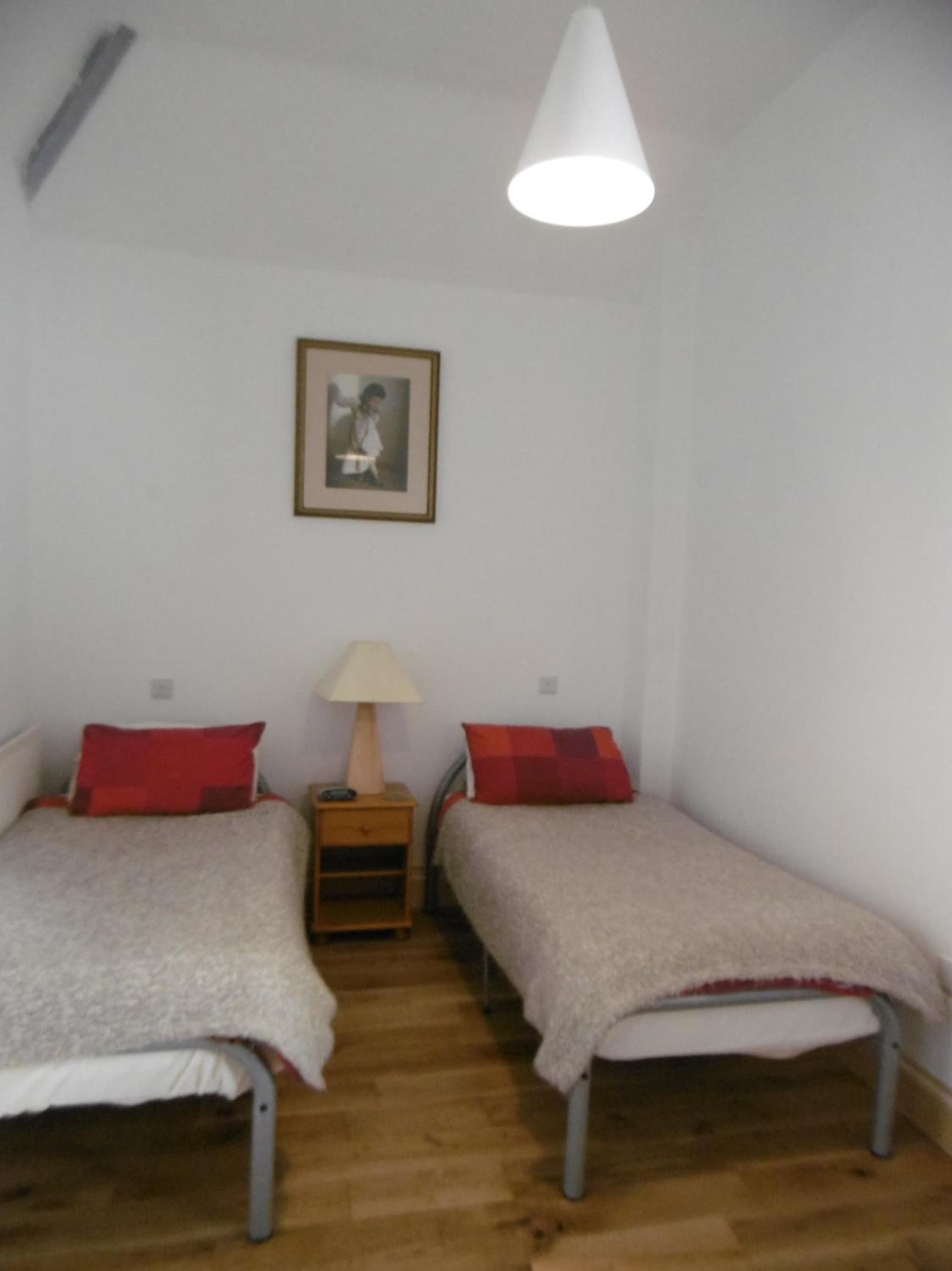 Peregrine hall photo 9