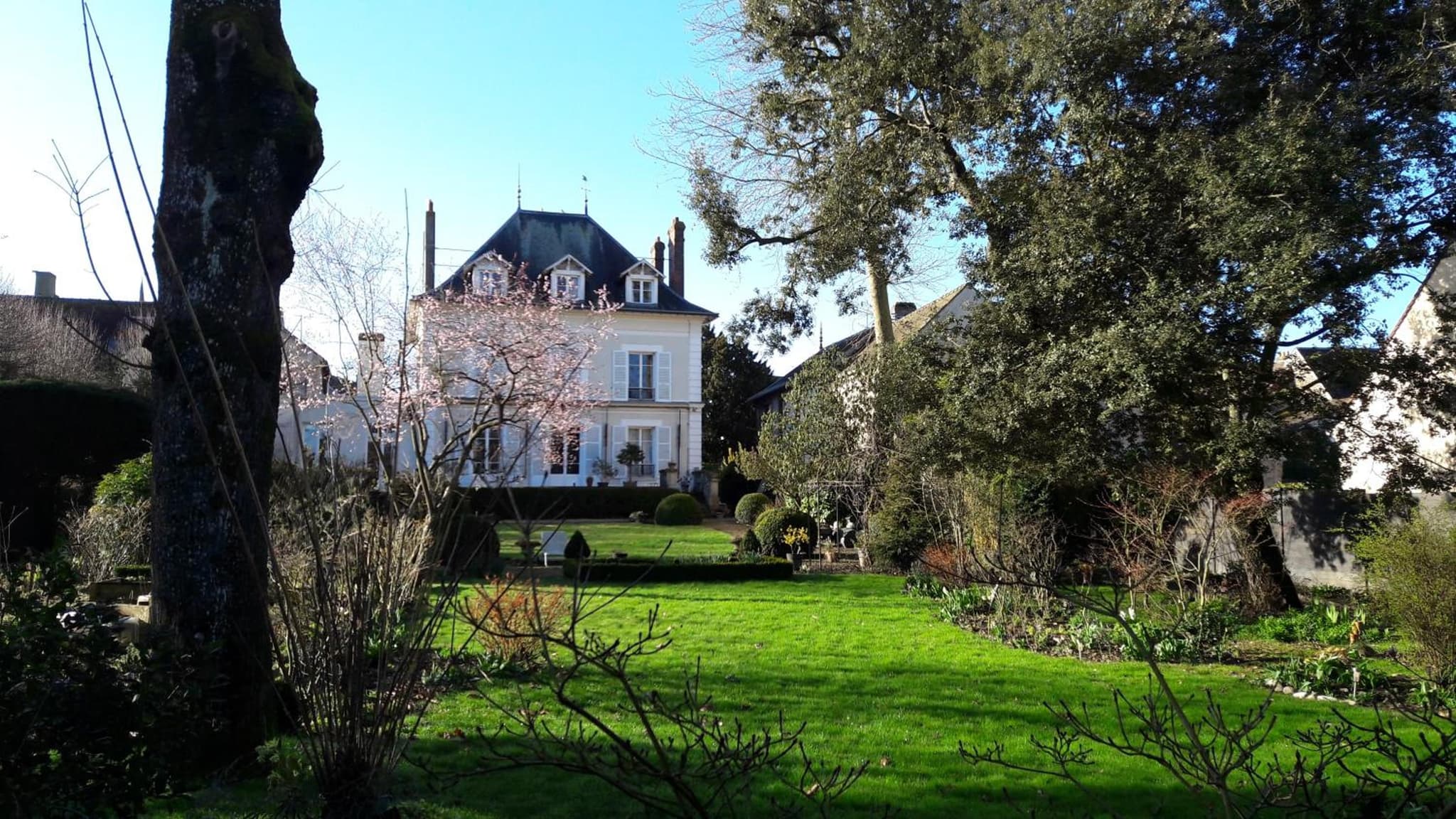 Demeure centre village